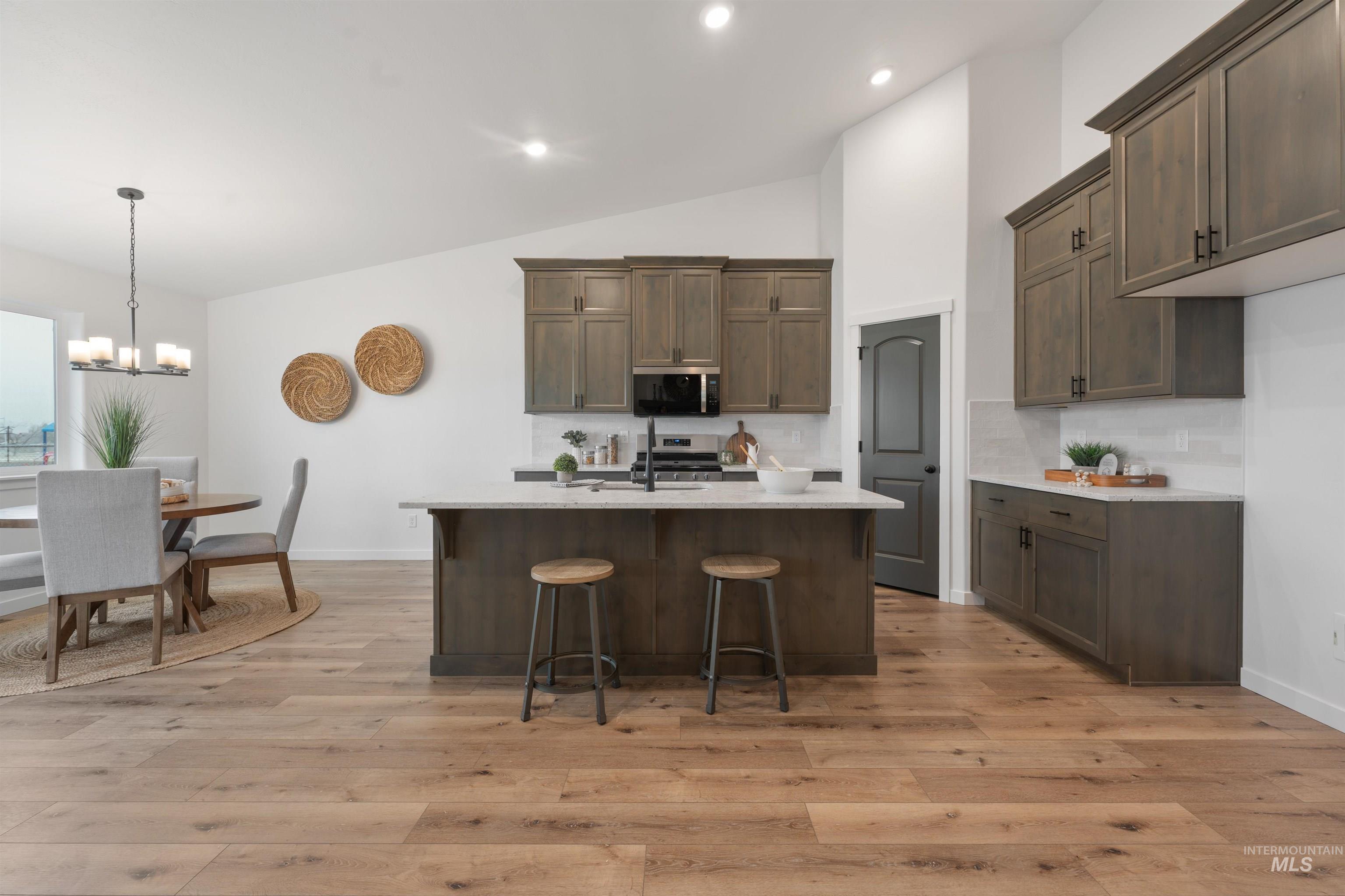 115 W 13th Ave, Jerome, Idaho 83338, 3 Bedrooms, 2 Bathrooms, Residential For Sale, Price $364,000,MLS 98972224