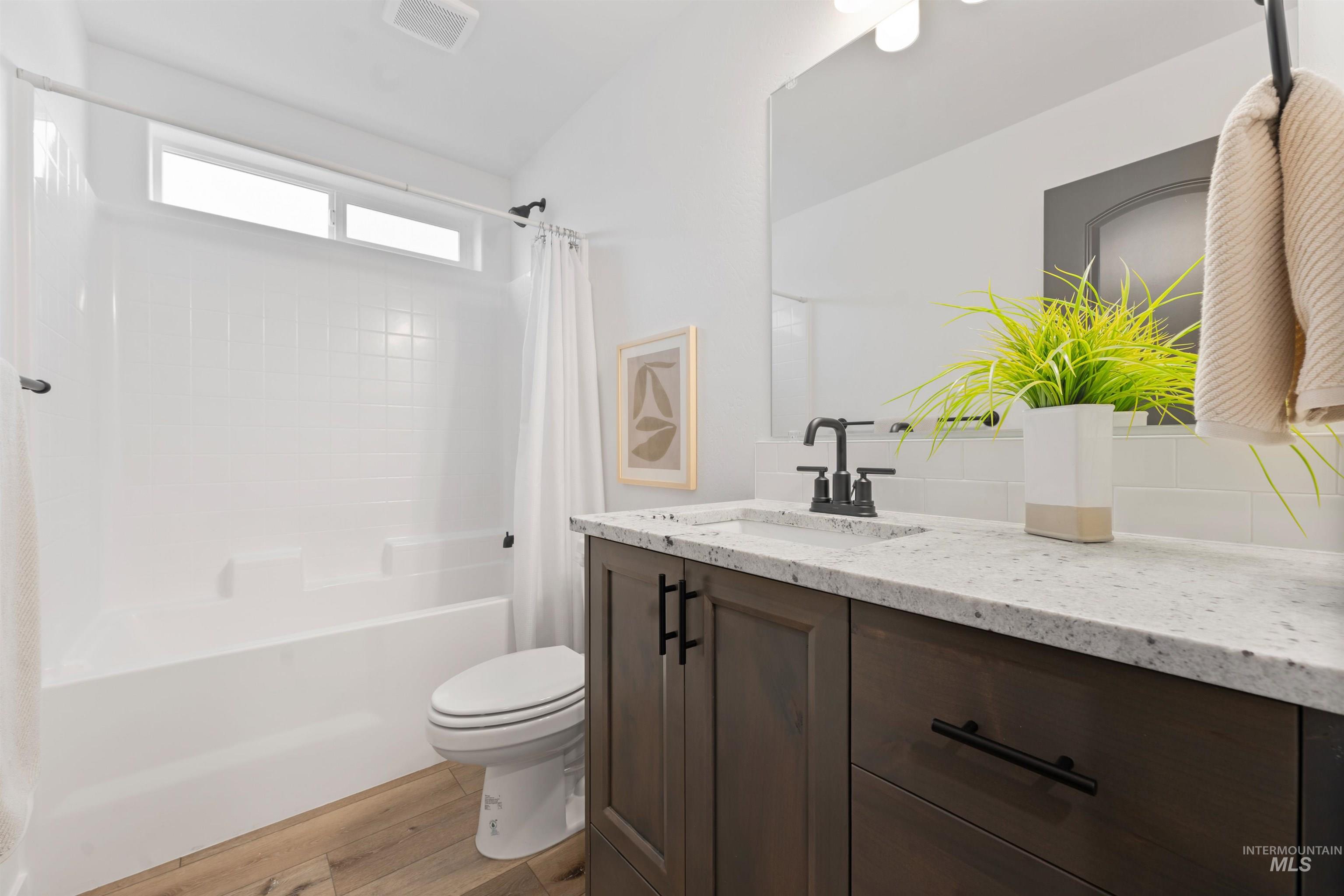 115 W 13th Ave, Jerome, Idaho 83338, 3 Bedrooms, 2 Bathrooms, Residential For Sale, Price $364,000,MLS 98972224