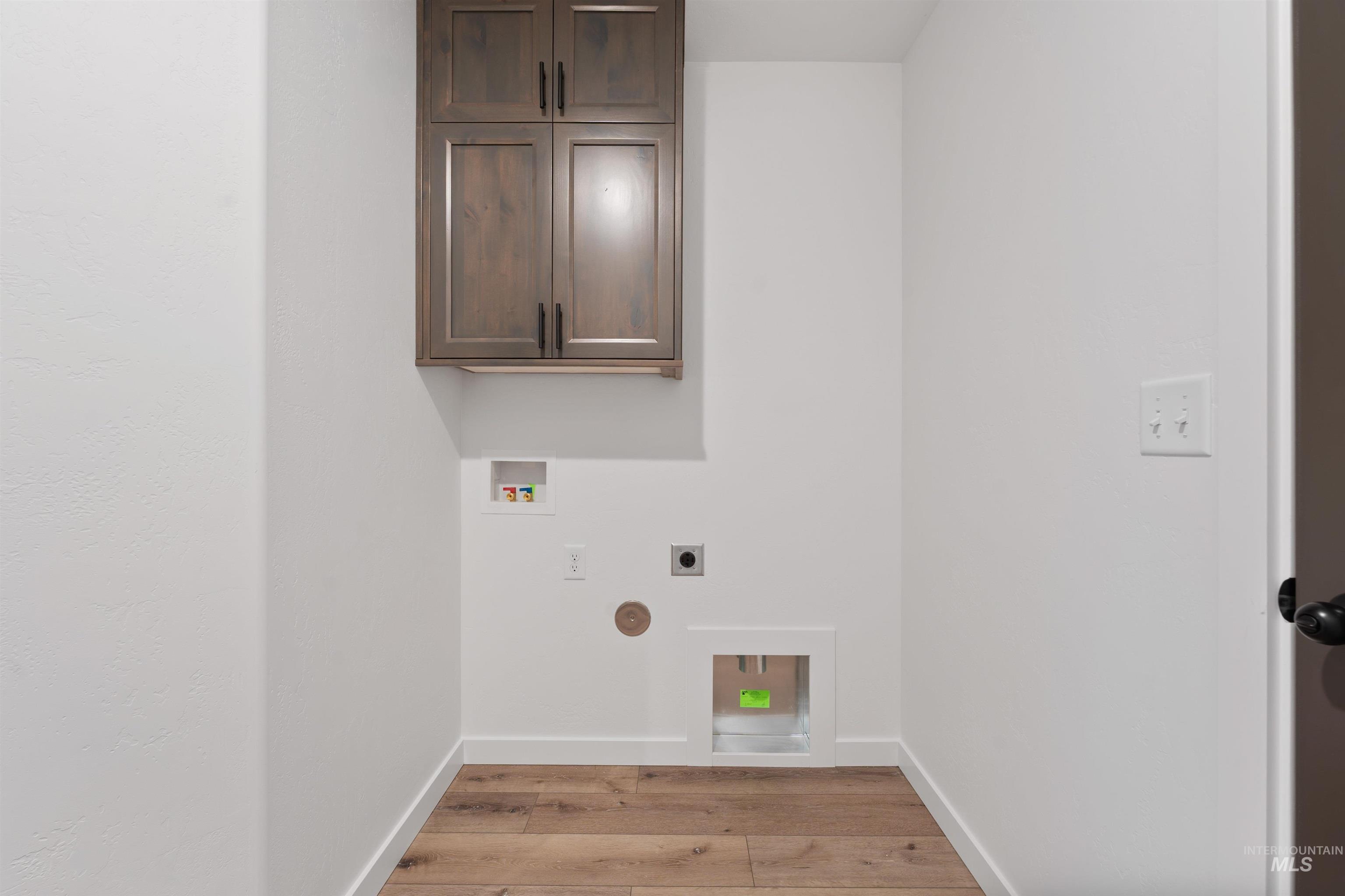 115 W 13th Ave, Jerome, Idaho 83338, 3 Bedrooms, 2 Bathrooms, Residential For Sale, Price $364,000,MLS 98972224