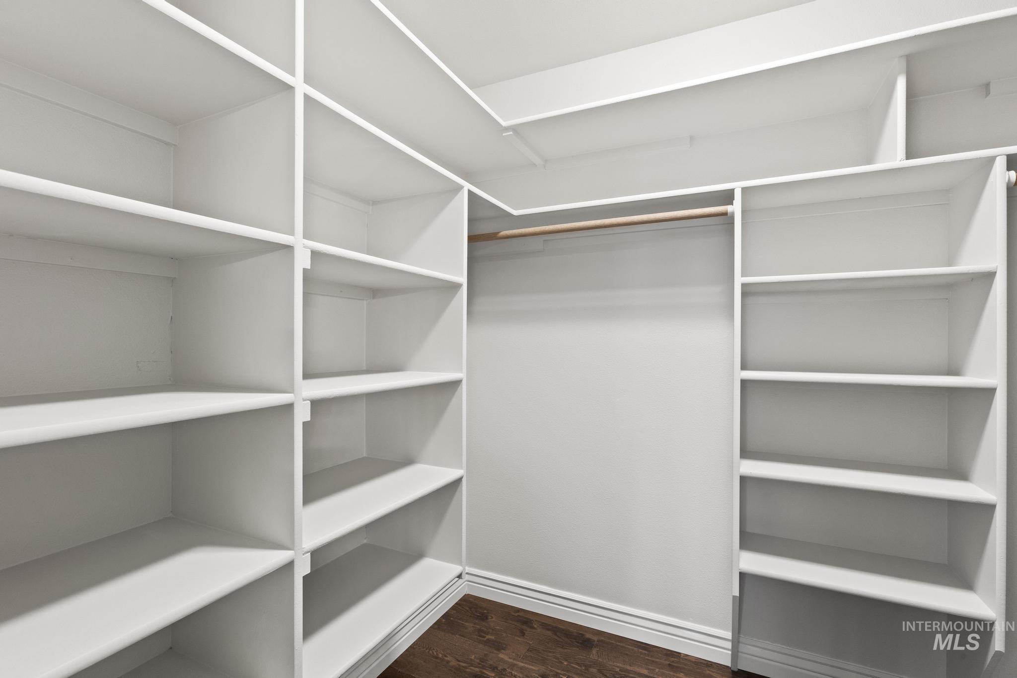 2185 Waterwheel Road, Emmett, Idaho 83617, 4 Bedrooms, 3 Bathrooms, Residential For Sale, Price $850,000,MLS 98972225