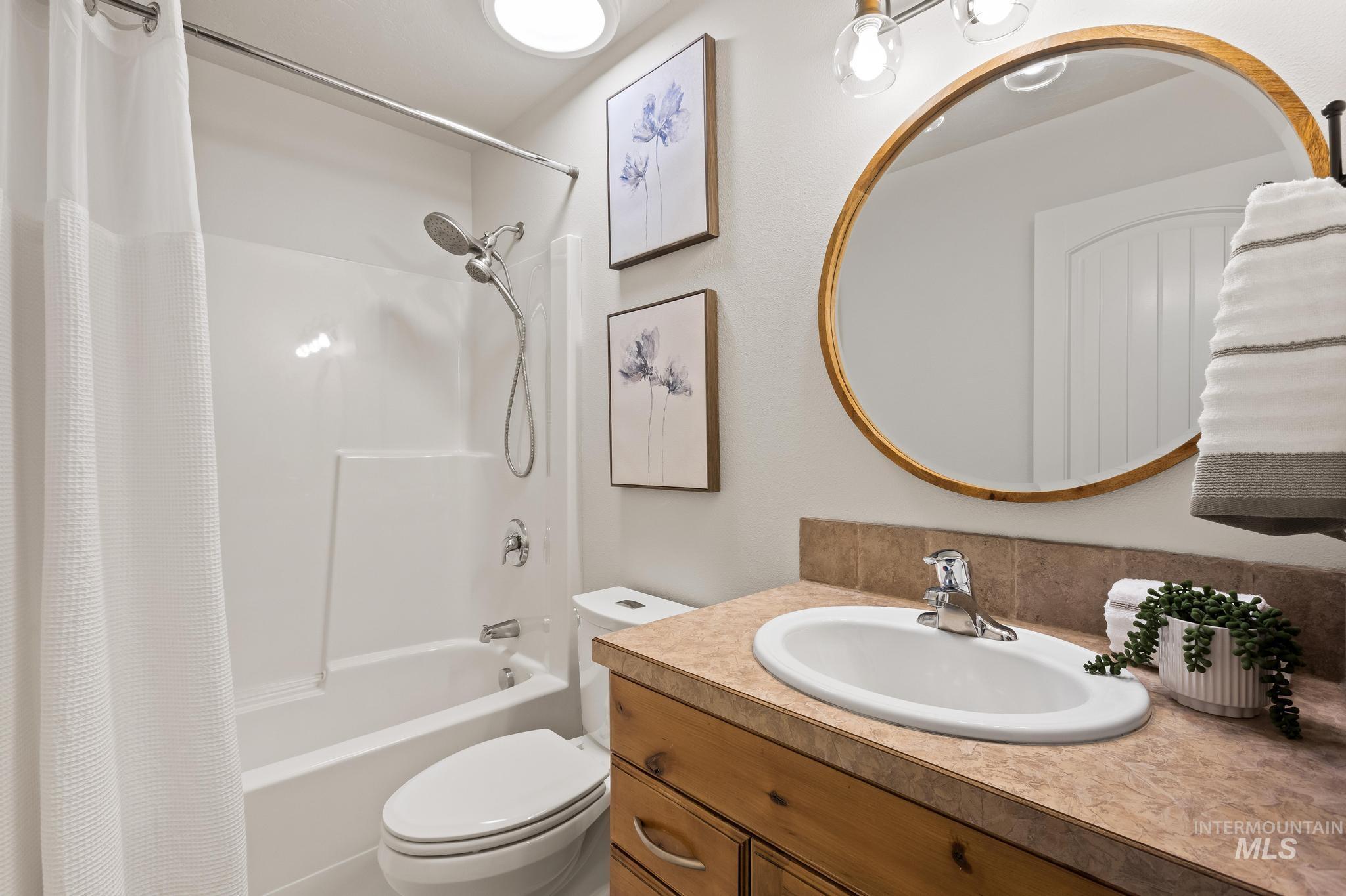 2185 Waterwheel Road, Emmett, Idaho 83617, 4 Bedrooms, 3 Bathrooms, Residential For Sale, Price $850,000,MLS 98972225