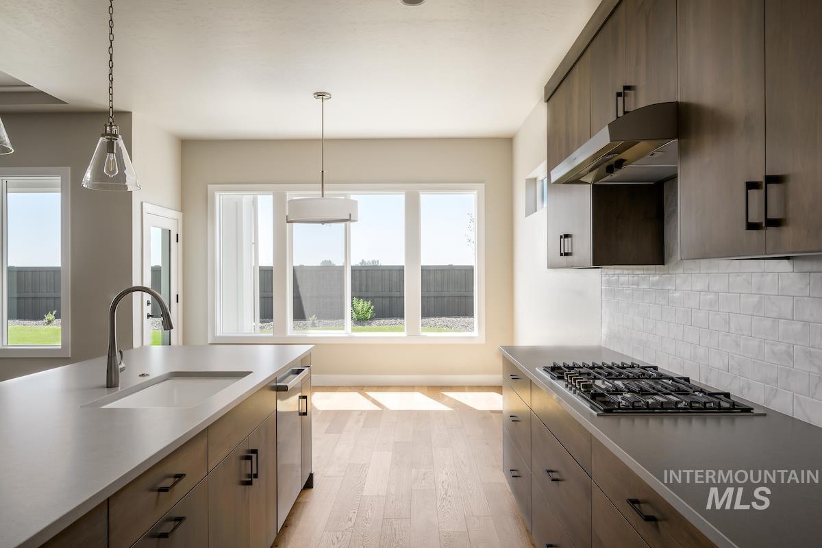 6512 S Mountaintop Way, Meridian, Idaho 83642, 3 Bedrooms, 3.5 Bathrooms, Residential For Sale, Price $747,780,MLS 98972228