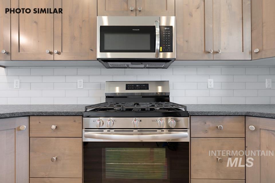 975 Twilight St, Weiser, Idaho 83672, 3 Bedrooms, 2 Bathrooms, Residential For Sale, Price $353,799,MLS 98972230