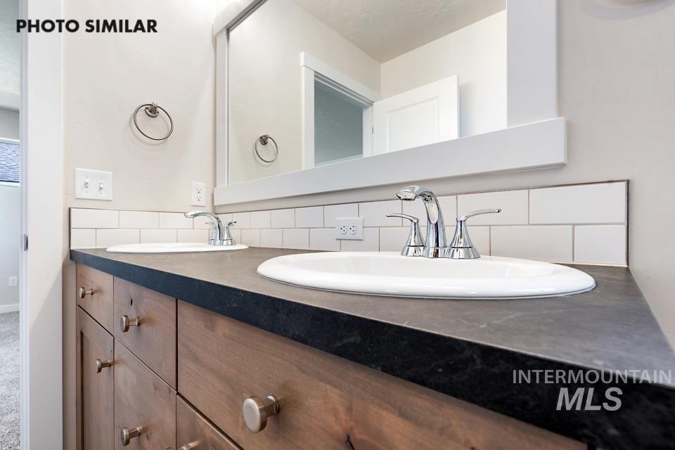 975 Twilight St, Weiser, Idaho 83672, 3 Bedrooms, 2 Bathrooms, Residential For Sale, Price $353,799,MLS 98972230