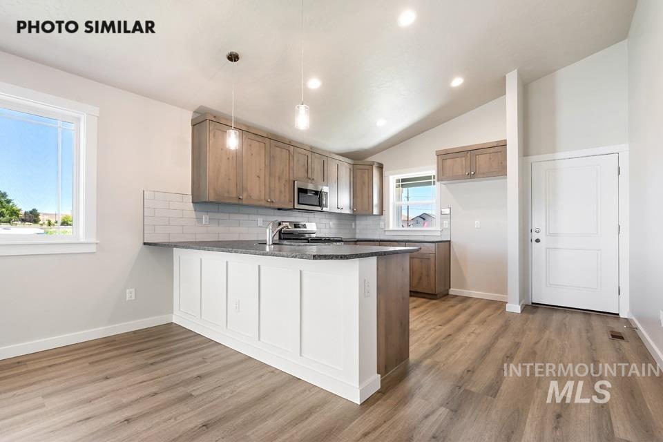 975 Twilight St, Weiser, Idaho 83672, 3 Bedrooms, 2 Bathrooms, Residential For Sale, Price $353,799,MLS 98972230