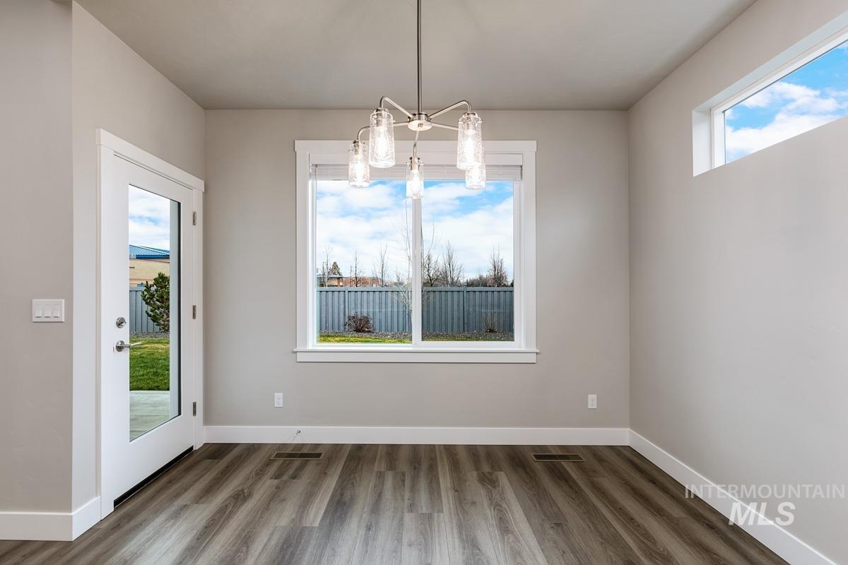 10455 Stony Oak Street, Nampa, Idaho 83687, 3 Bedrooms, 2 Bathrooms, Residential For Sale, Price $489,900,MLS 98972233