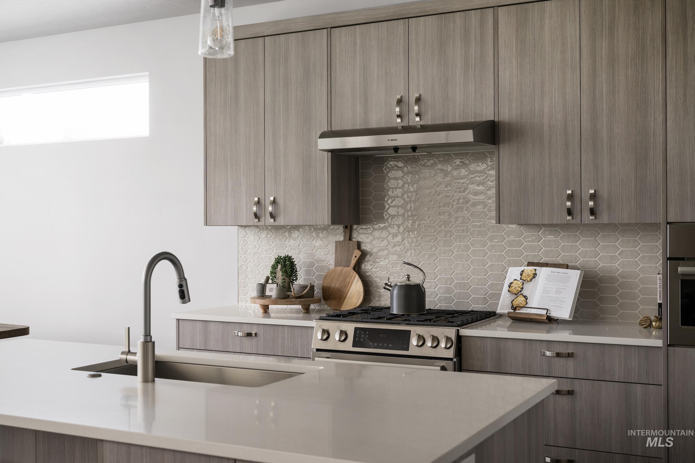 10455 Stony Oak Street, Nampa, Idaho 83687, 3 Bedrooms, 2 Bathrooms, Residential For Sale, Price $489,900,MLS 98972233