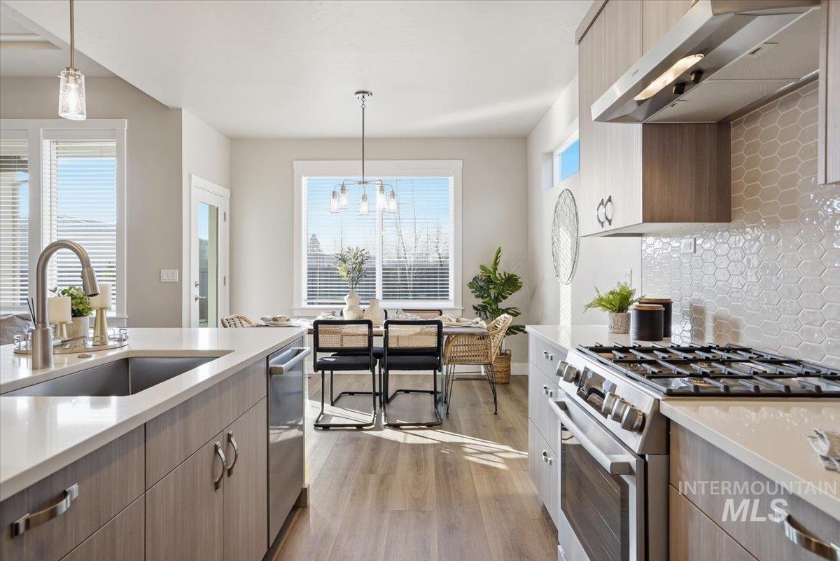 10455 Stony Oak Street, Nampa, Idaho 83687, 3 Bedrooms, 2 Bathrooms, Residential For Sale, Price $484,900,MLS 98972233