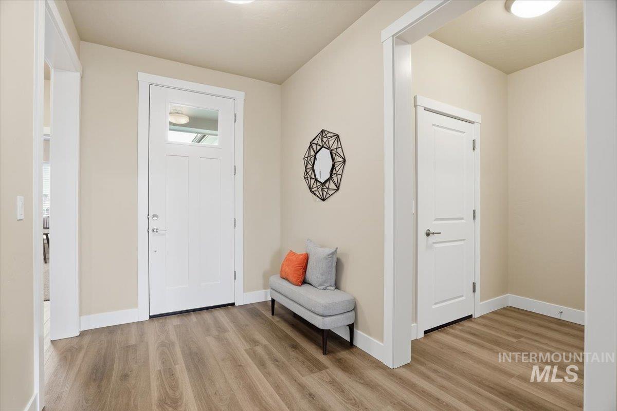 10455 Stony Oak Street, Nampa, Idaho 83687, 3 Bedrooms, 2 Bathrooms, Residential For Sale, Price $484,900,MLS 98972233