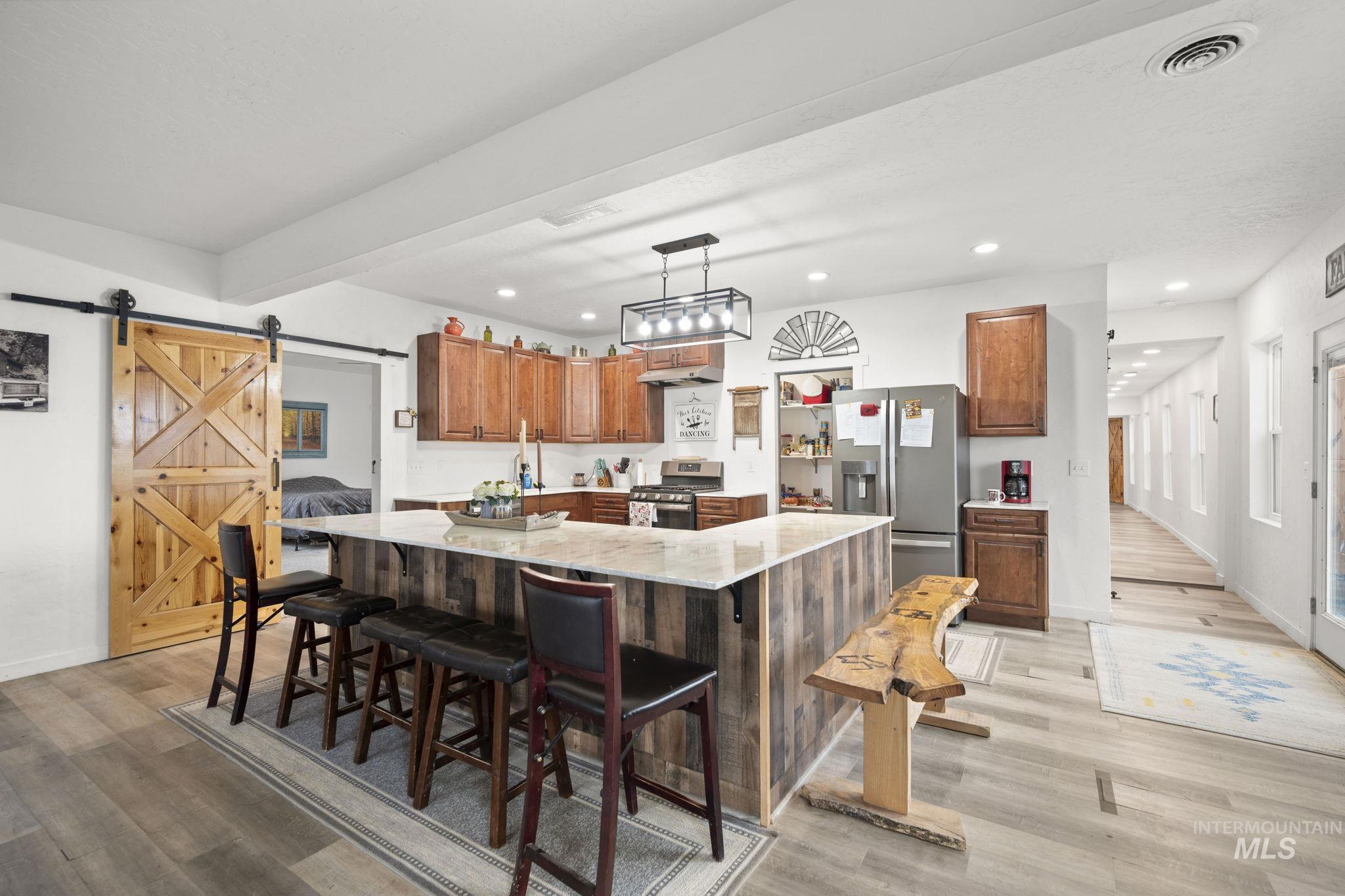 1651 Graveyard Point Rd, Homedale, Idaho 83628, 4 Bedrooms, 2.5 Bathrooms, Residential For Sale, Price $789,000,MLS 98972234