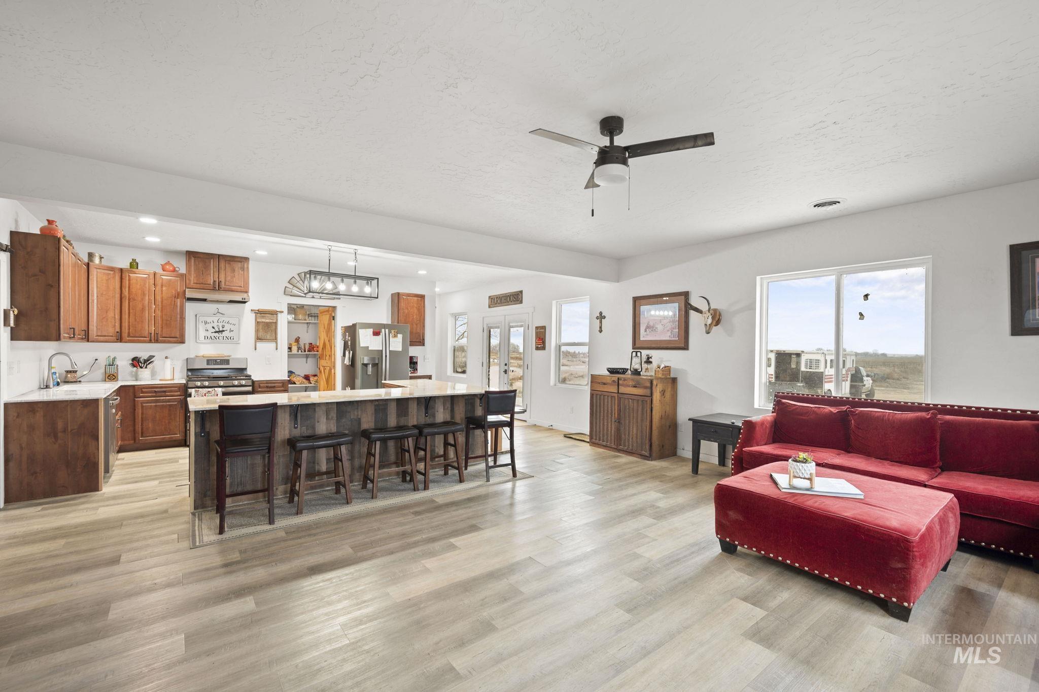 1651 Graveyard Point Rd, Homedale, Idaho 83628, 4 Bedrooms, 2.5 Bathrooms, Residential For Sale, Price $789,000,MLS 98972234