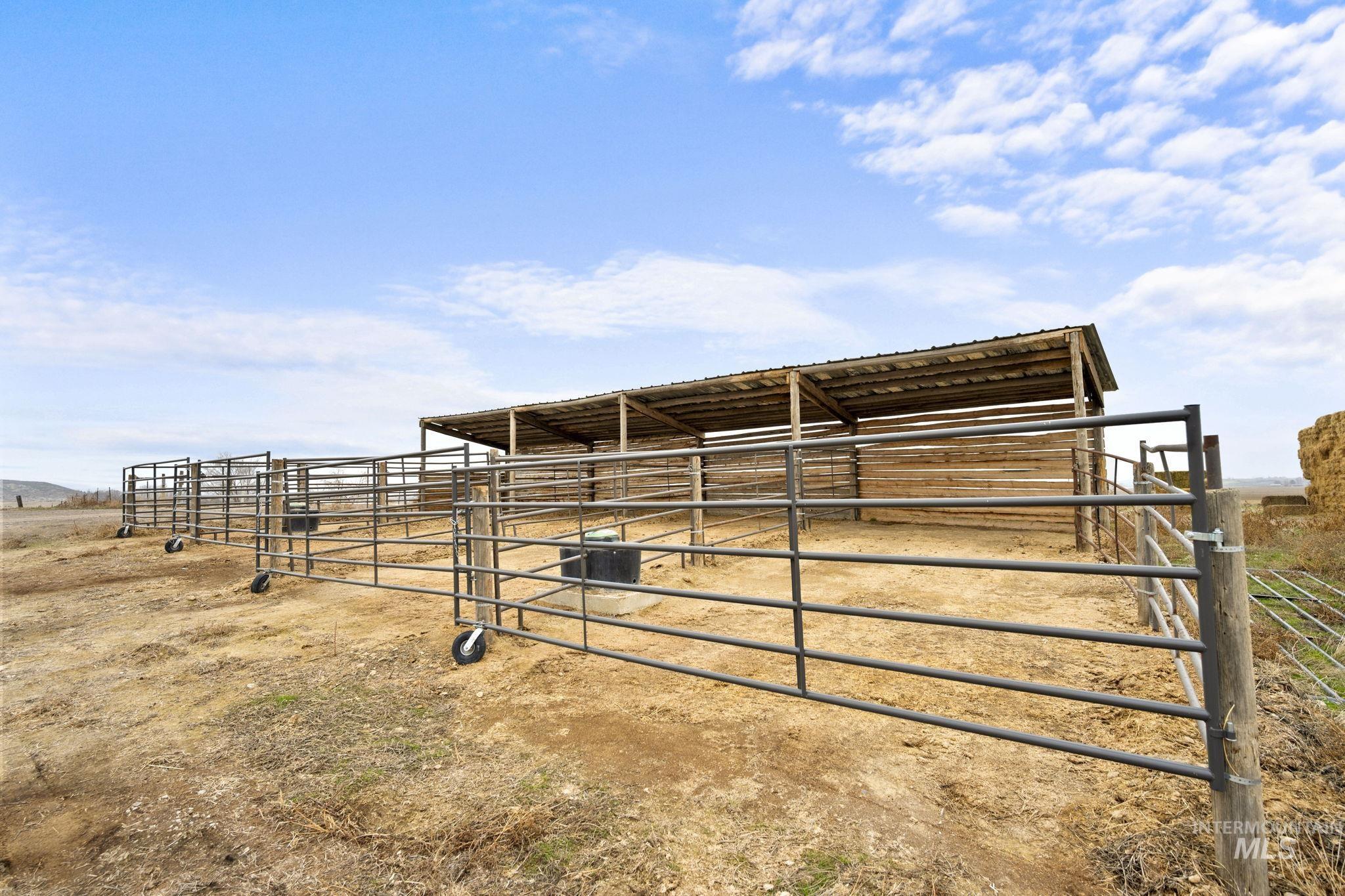 1651 Graveyard Point Rd, Homedale, Idaho 83628, 4 Bedrooms, 2.5 Bathrooms, Residential For Sale, Price $789,000,MLS 98972234