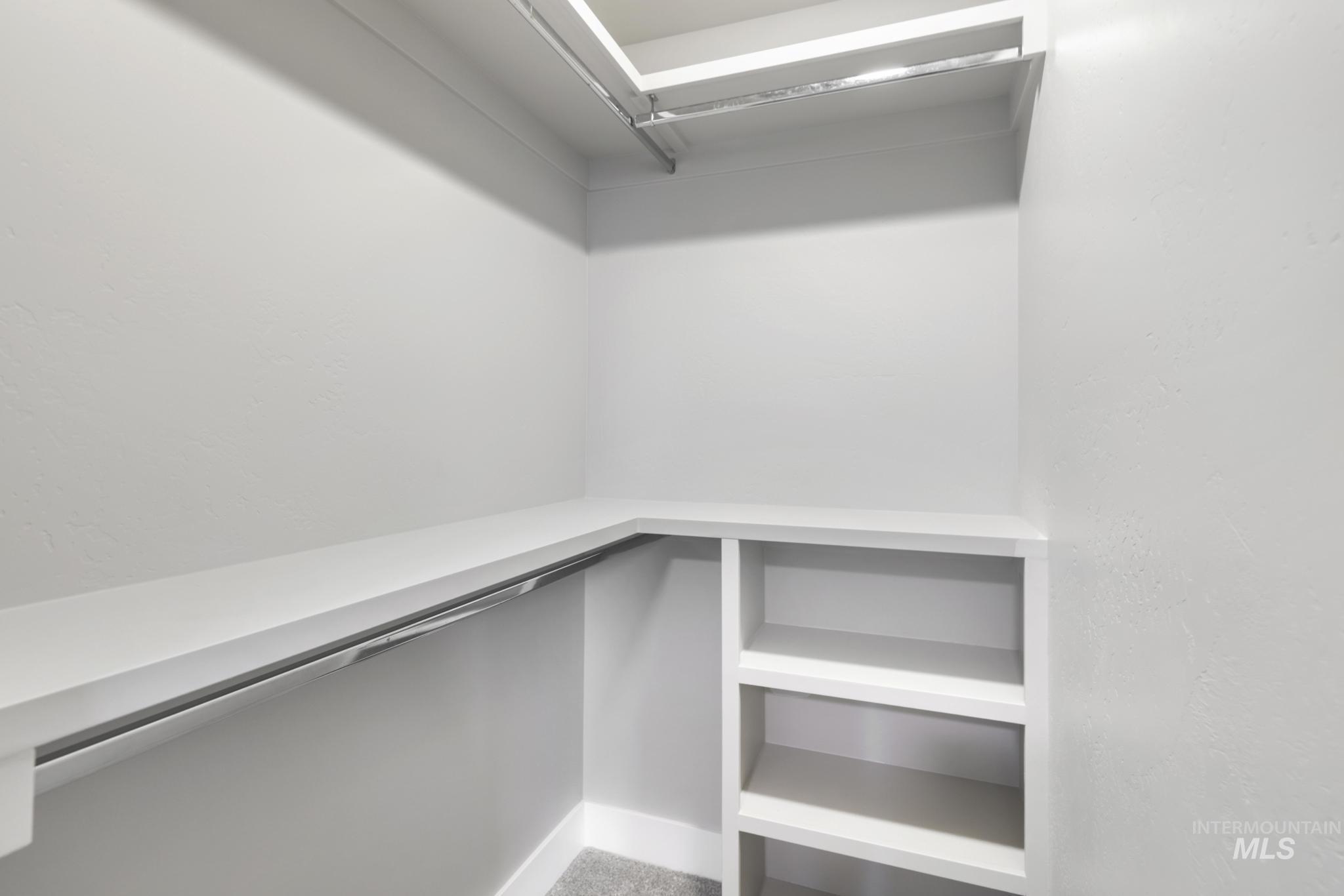 701 14th Ave N, Buhl, Idaho 83316, 4 Bedrooms, 2 Bathrooms, Residential For Sale, Price $329,000,MLS 98972235