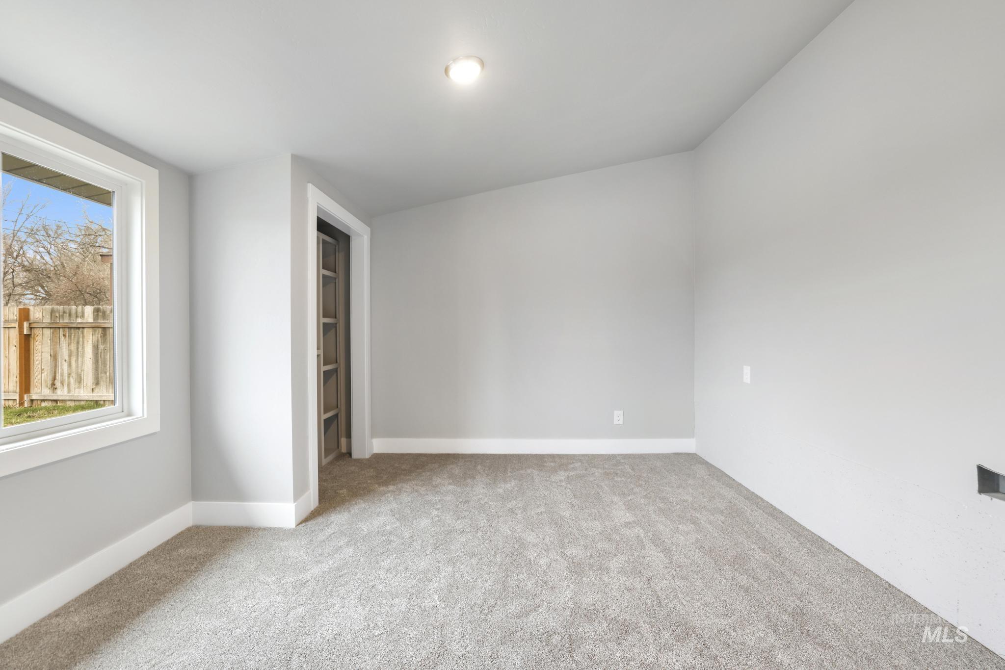 701 14th Ave N, Buhl, Idaho 83316, 4 Bedrooms, 2 Bathrooms, Residential For Sale, Price $329,000,MLS 98972235