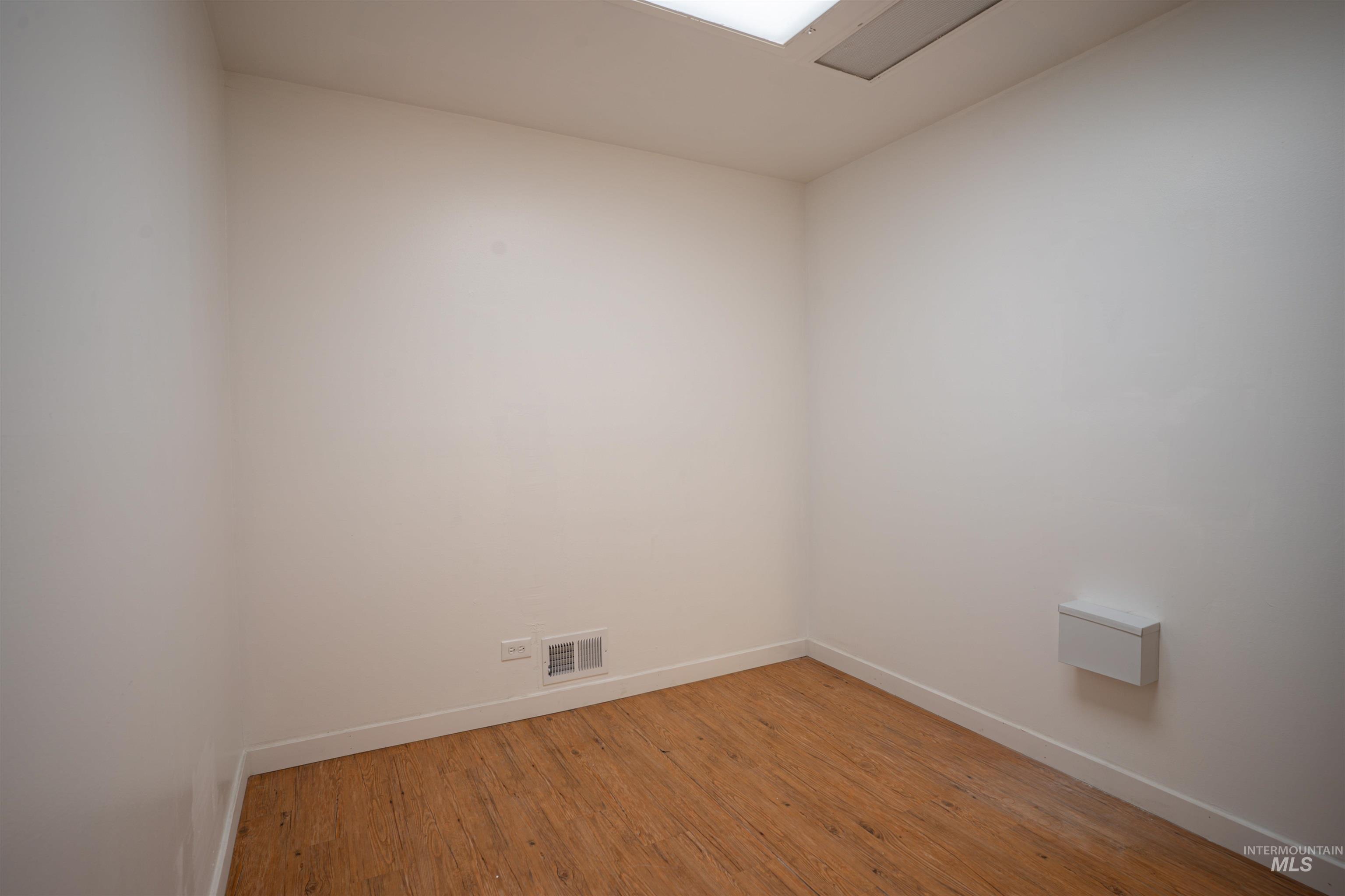 664 Shoup Ave W, Twin Falls, Idaho 83301, 30 Rooms, Business/Commercial For Sale, Price $23,940,MLS 98972236