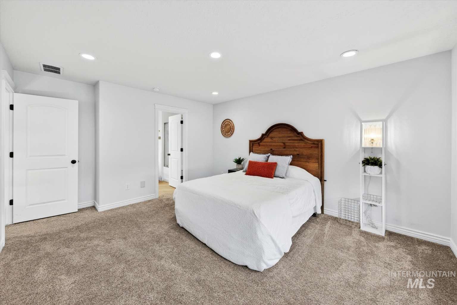 7887 S Old Farm Ln, Meridian, Idaho 83642, 6 Bedrooms, 5 Bathrooms, Residential For Sale, Price $1,695,000,MLS 98972237