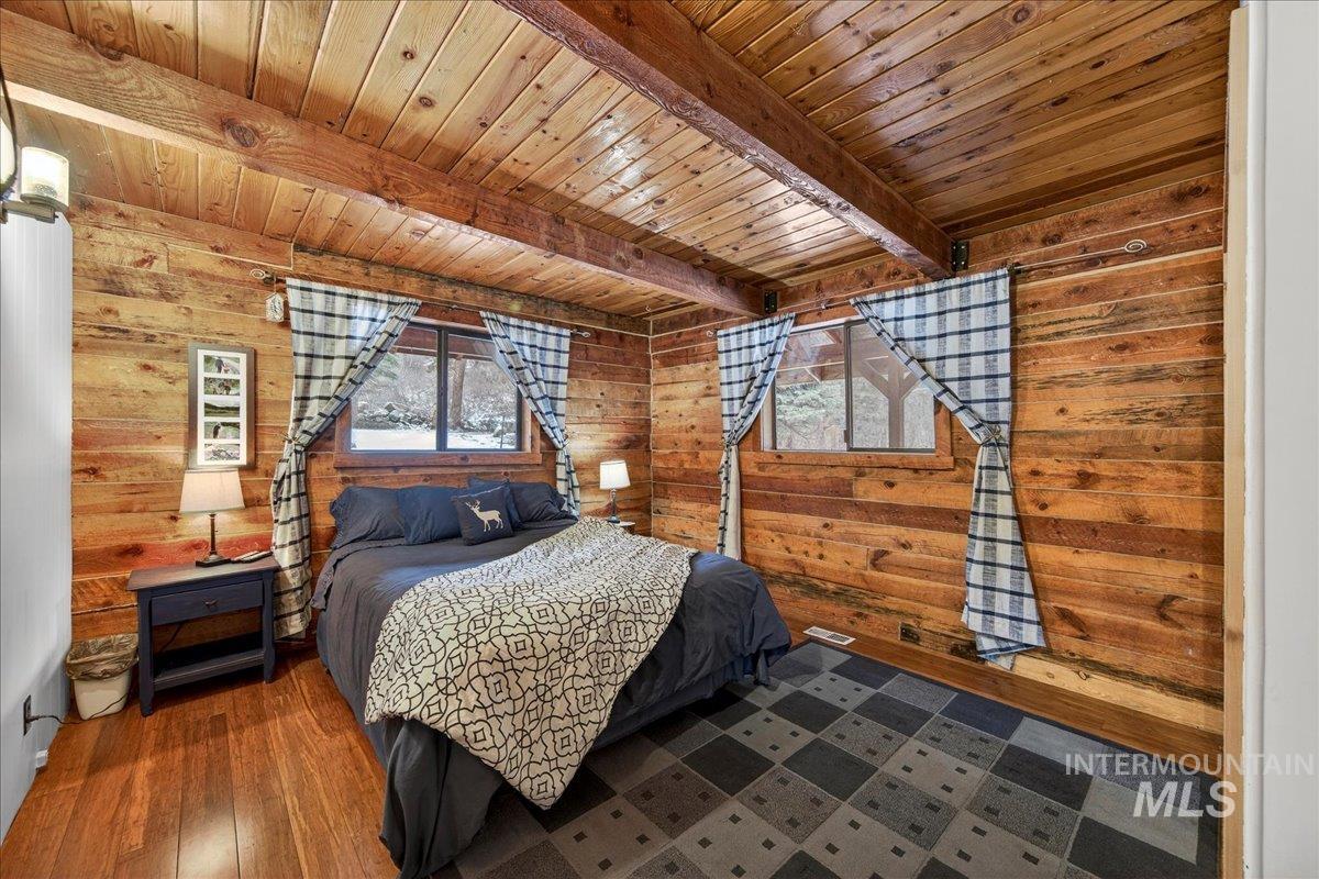 138 Castle Mountain, Garden Valley, Idaho 83642, 2 Bedrooms, 1 Bathroom, Residential For Sale, Price $425,000,MLS 98972239