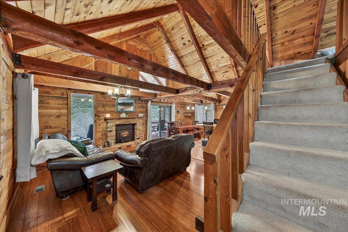 138 Castle Mountain, Garden Valley, Idaho 83642, 2 Bedrooms, 1 Bathroom, Residential For Sale, Price $425,000,MLS 98972239