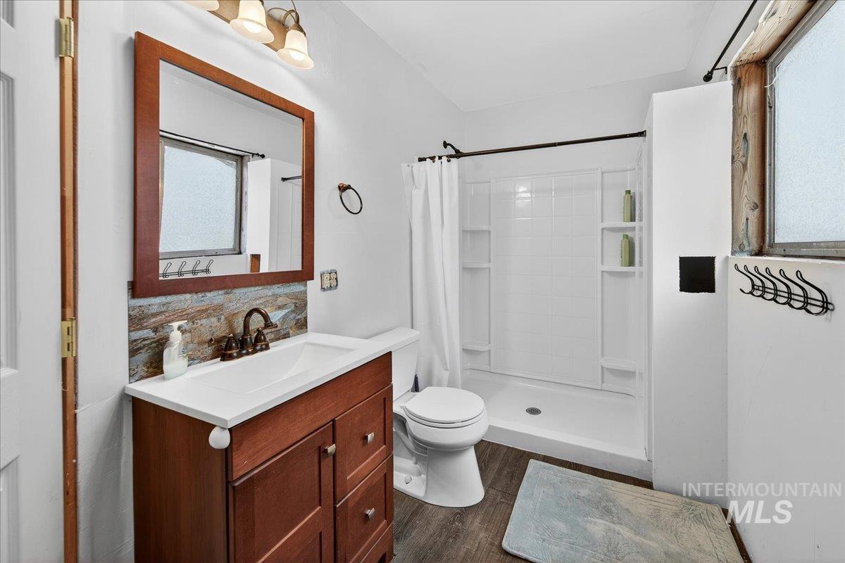 138 Castle Mountain, Garden Valley, Idaho 83642, 2 Bedrooms, 1 Bathroom, Residential For Sale, Price $425,000,MLS 98972239