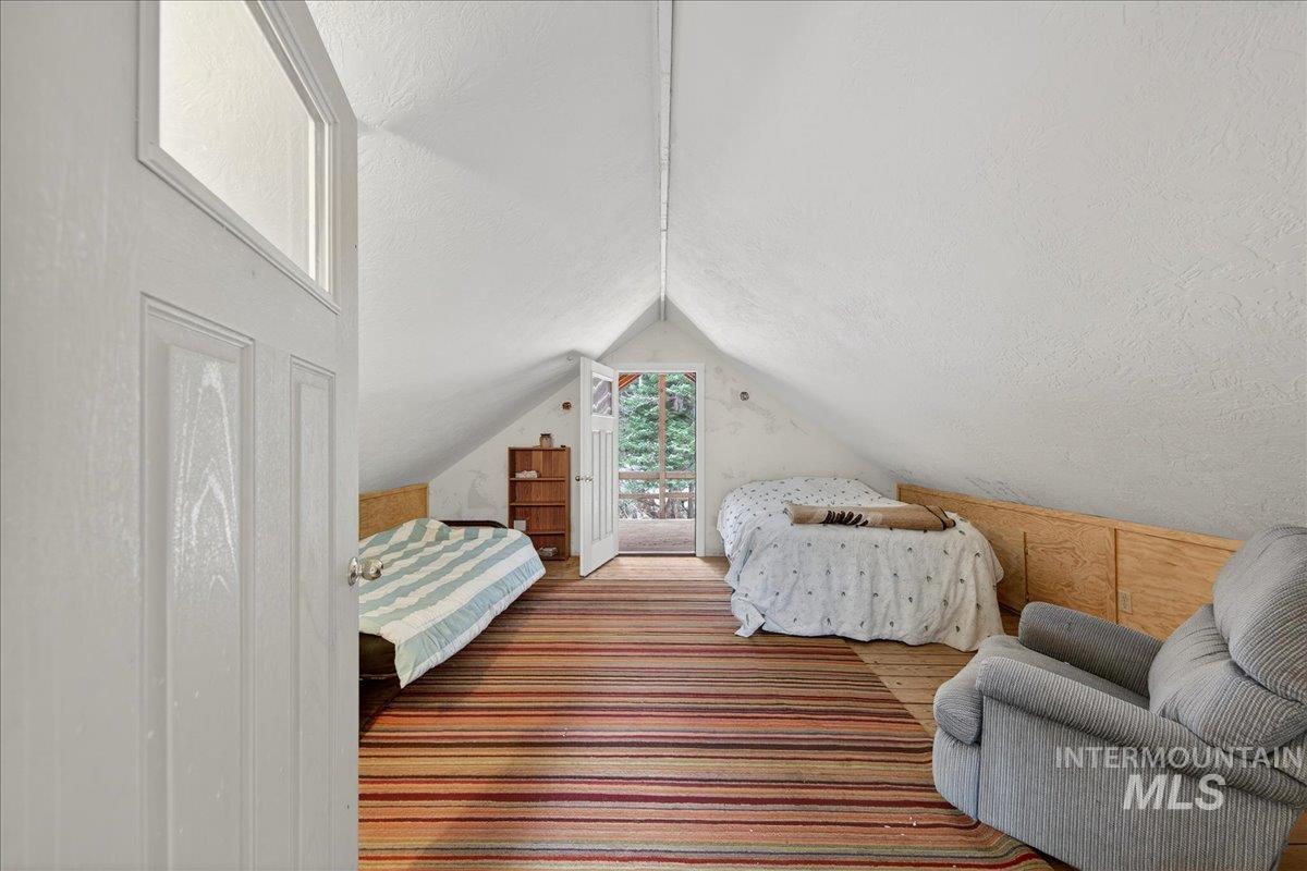 138 Castle Mountain, Garden Valley, Idaho 83642, 2 Bedrooms, 1 Bathroom, Residential For Sale, Price $425,000,MLS 98972239