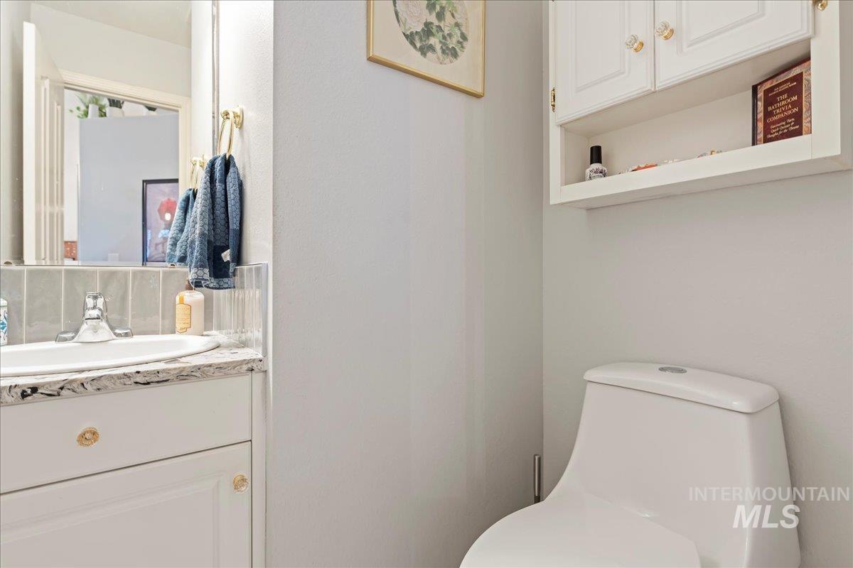 1417 Lois Lane, Nampa, Idaho 83686, 2 Bedrooms, 2.5 Bathrooms, Residential For Sale, Price $350,000,MLS 98972240