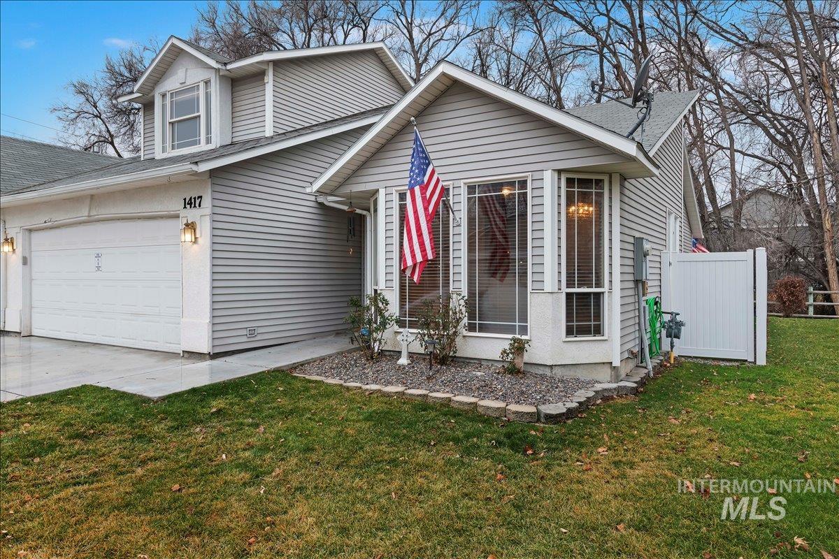 1417 Lois Lane, Nampa, Idaho 83686, 2 Bedrooms, 2.5 Bathrooms, Residential For Sale, Price $350,000,MLS 98972240
