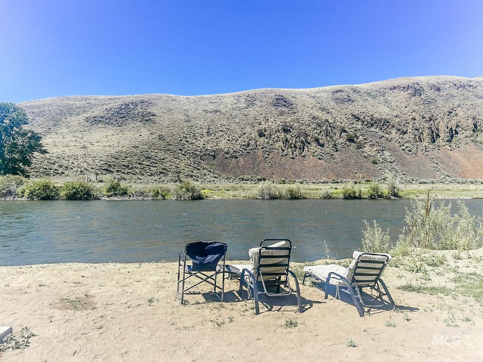 231 S Agate Drive, Salmon, Idaho 83467, 2 Bedrooms, 2 Bathrooms, Residential For Sale, Price $499,000,MLS 98972241