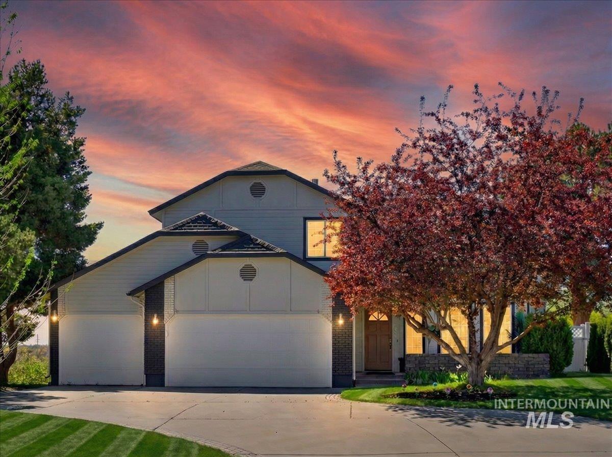398 N Pebble Beach Way, Eagle, Idaho 83616, 4 Bedrooms, 2.5 Bathrooms, Residential For Sale, Price $599,995, 98972242
