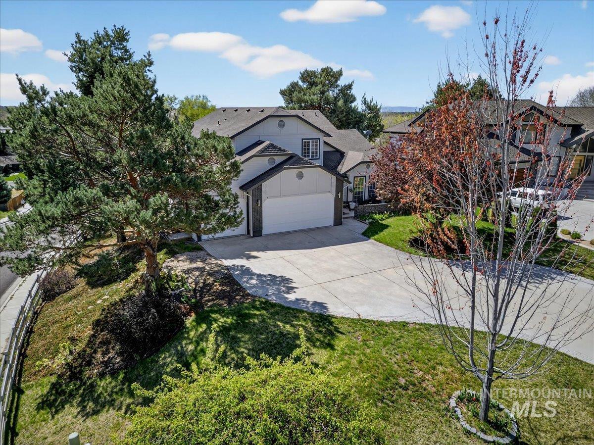 398 N Pebble Beach Way, Eagle, Idaho 83616, 4 Bedrooms, 2.5 Bathrooms, Residential For Sale, Price $599,995, 98972242