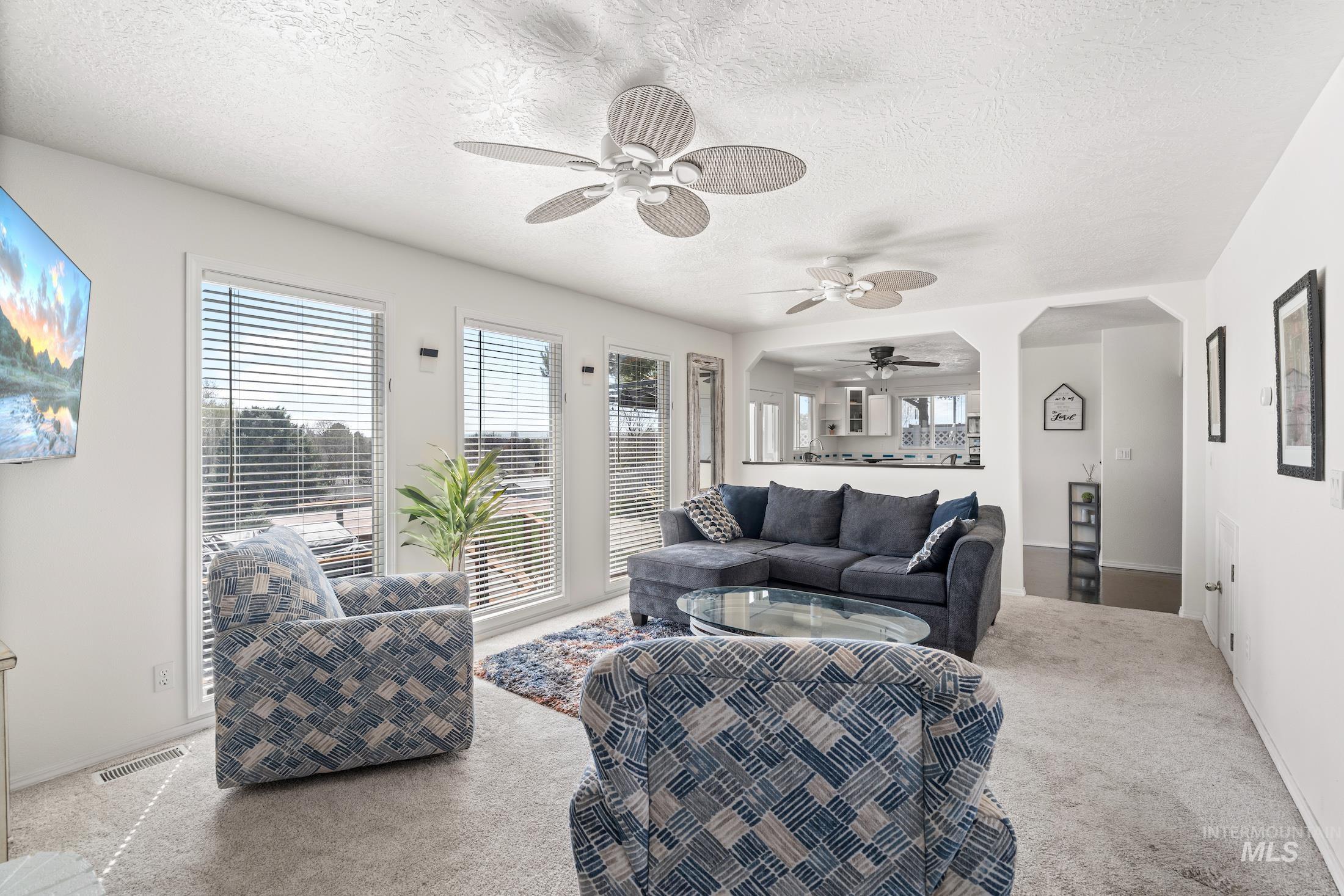 398 N Pebble Beach Way, Eagle, Idaho 83616, 4 Bedrooms, 2.5 Bathrooms, Residential For Sale, Price $689,500,MLS 98972242