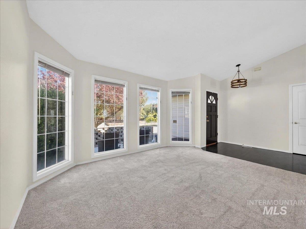 398 N Pebble Beach Way, Eagle, Idaho 83616, 4 Bedrooms, 2.5 Bathrooms, Residential For Sale, Price $625,000, 98972242