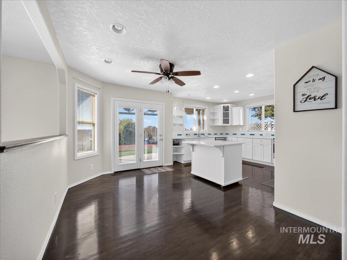 398 N Pebble Beach Way, Eagle, Idaho 83616, 4 Bedrooms, 2.5 Bathrooms, Residential For Sale, Price $625,000, 98972242