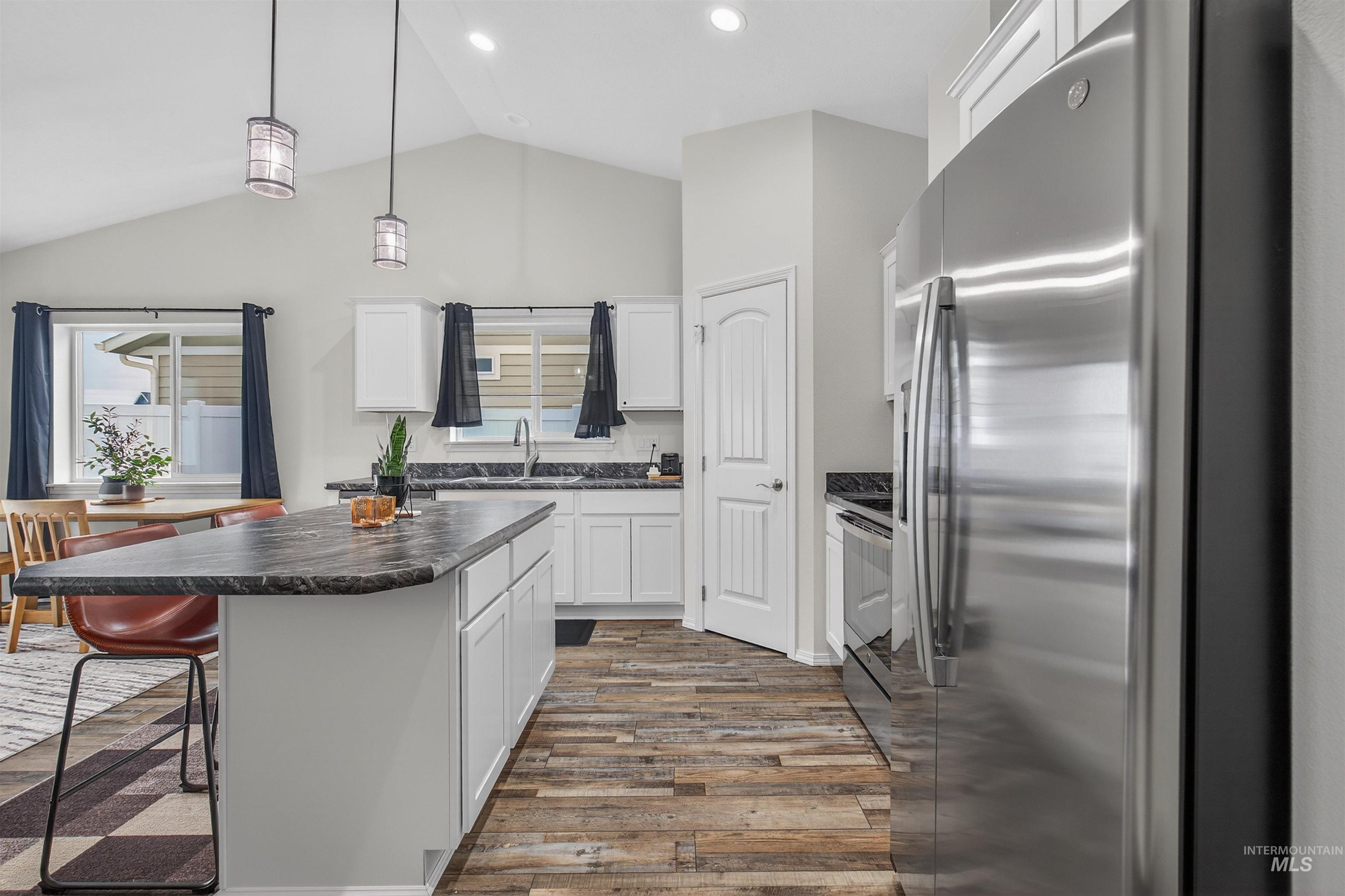 1432 Horizon Ct., Lewiston, Idaho 83501, 3 Bedrooms, 2 Bathrooms, Residential For Sale, Price $444,000,MLS 98972248