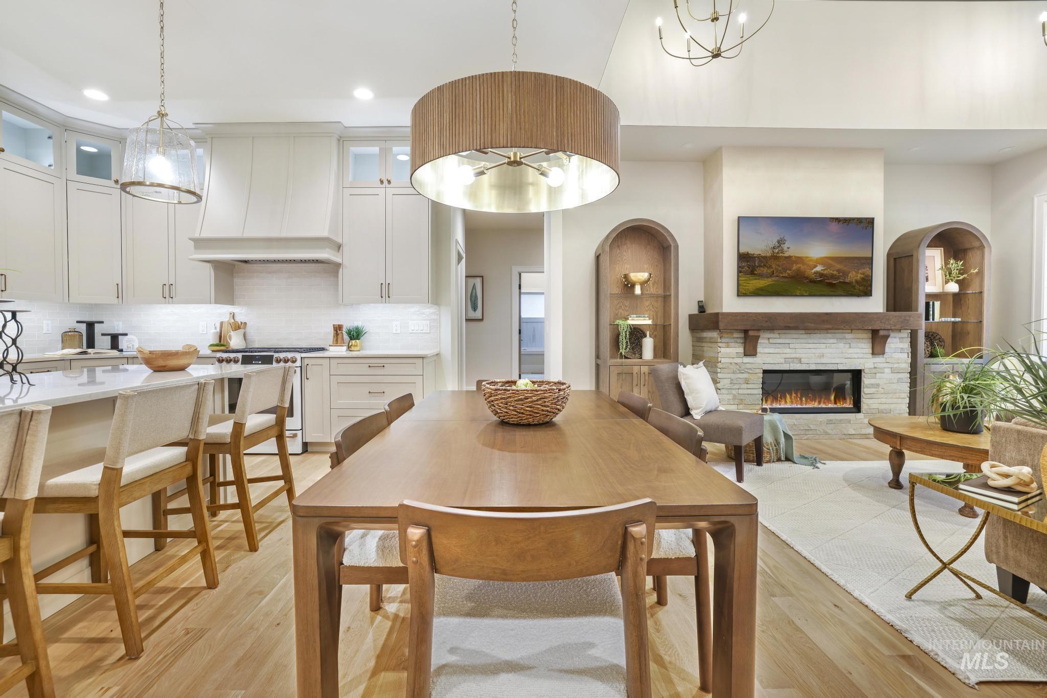 536 Canyon Falls Dr, Twin Falls, Idaho 83301, 4 Bedrooms, 2 Bathrooms, Residential For Sale, Price $685,000,MLS 98972249