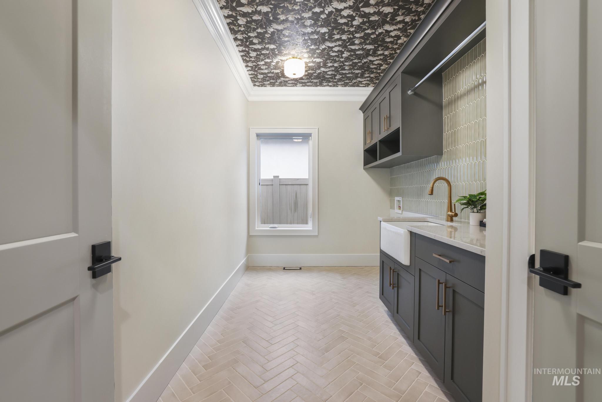 536 Canyon Falls Dr, Twin Falls, Idaho 83301, 4 Bedrooms, 2 Bathrooms, Residential For Sale, Price $685,000,MLS 98972249