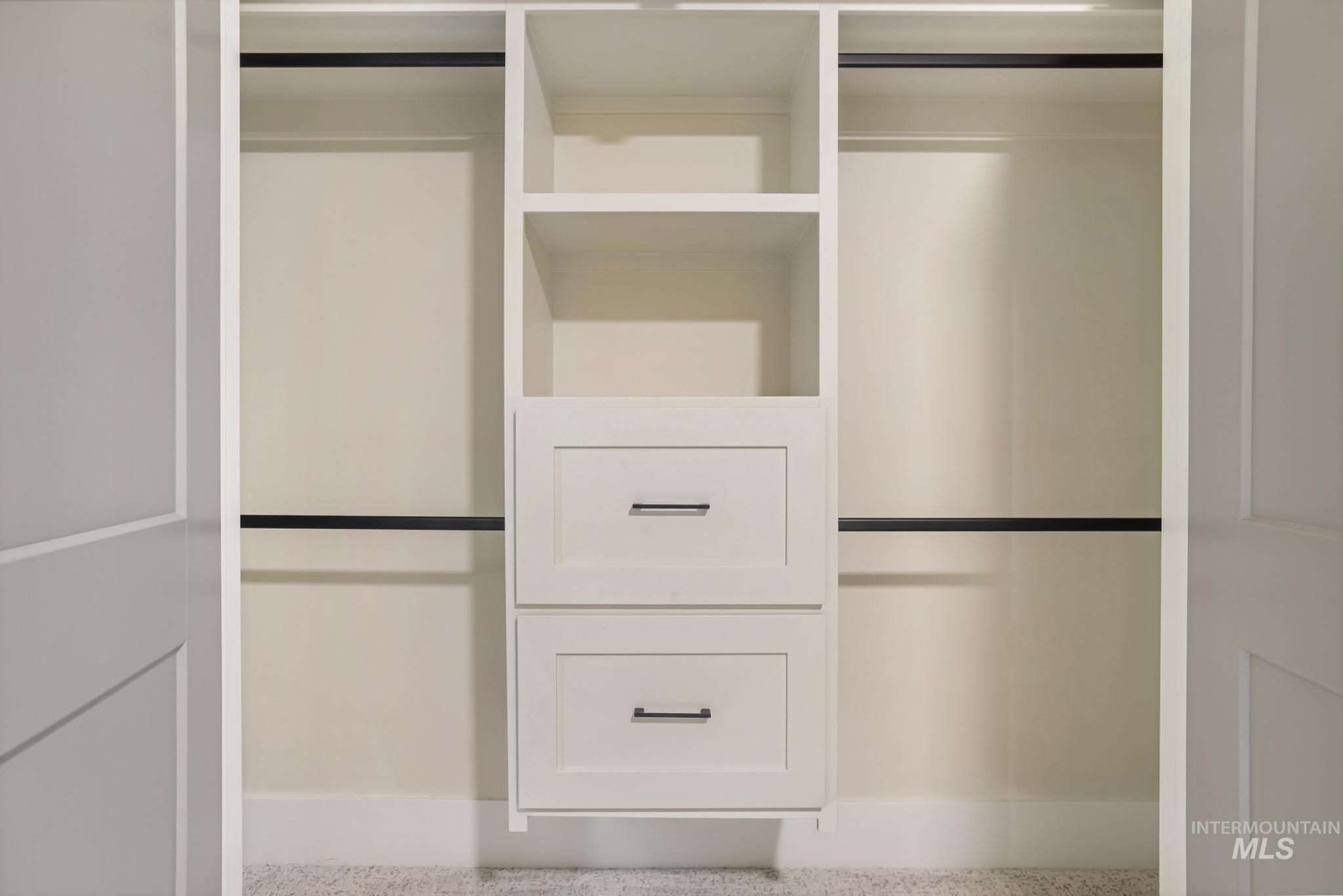 536 Canyon Falls Dr, Twin Falls, Idaho 83301, 4 Bedrooms, 2 Bathrooms, Residential For Sale, Price $685,000,MLS 98972249