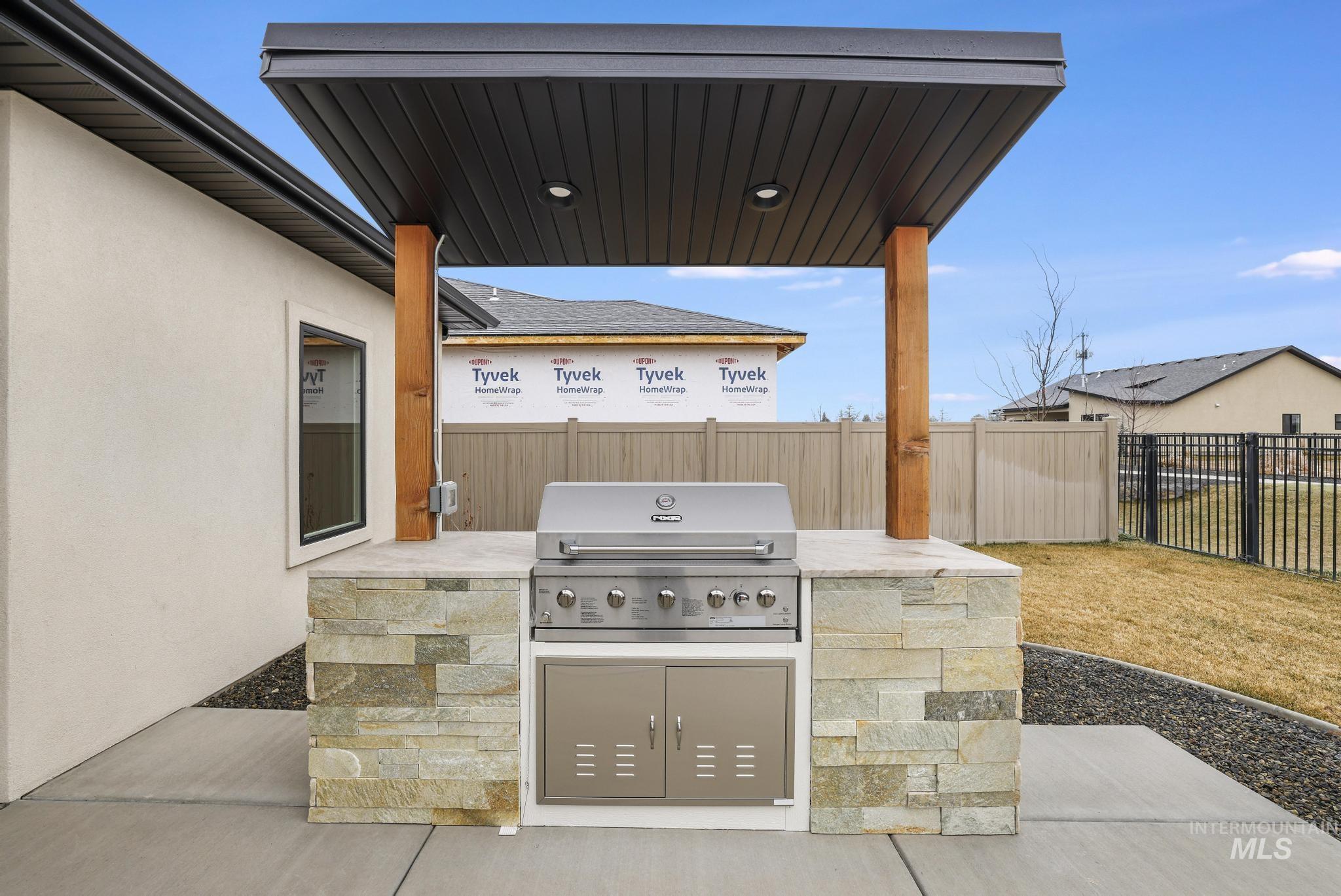 536 Canyon Falls Dr, Twin Falls, Idaho 83301, 4 Bedrooms, 2 Bathrooms, Residential For Sale, Price $673,900, 98972249
