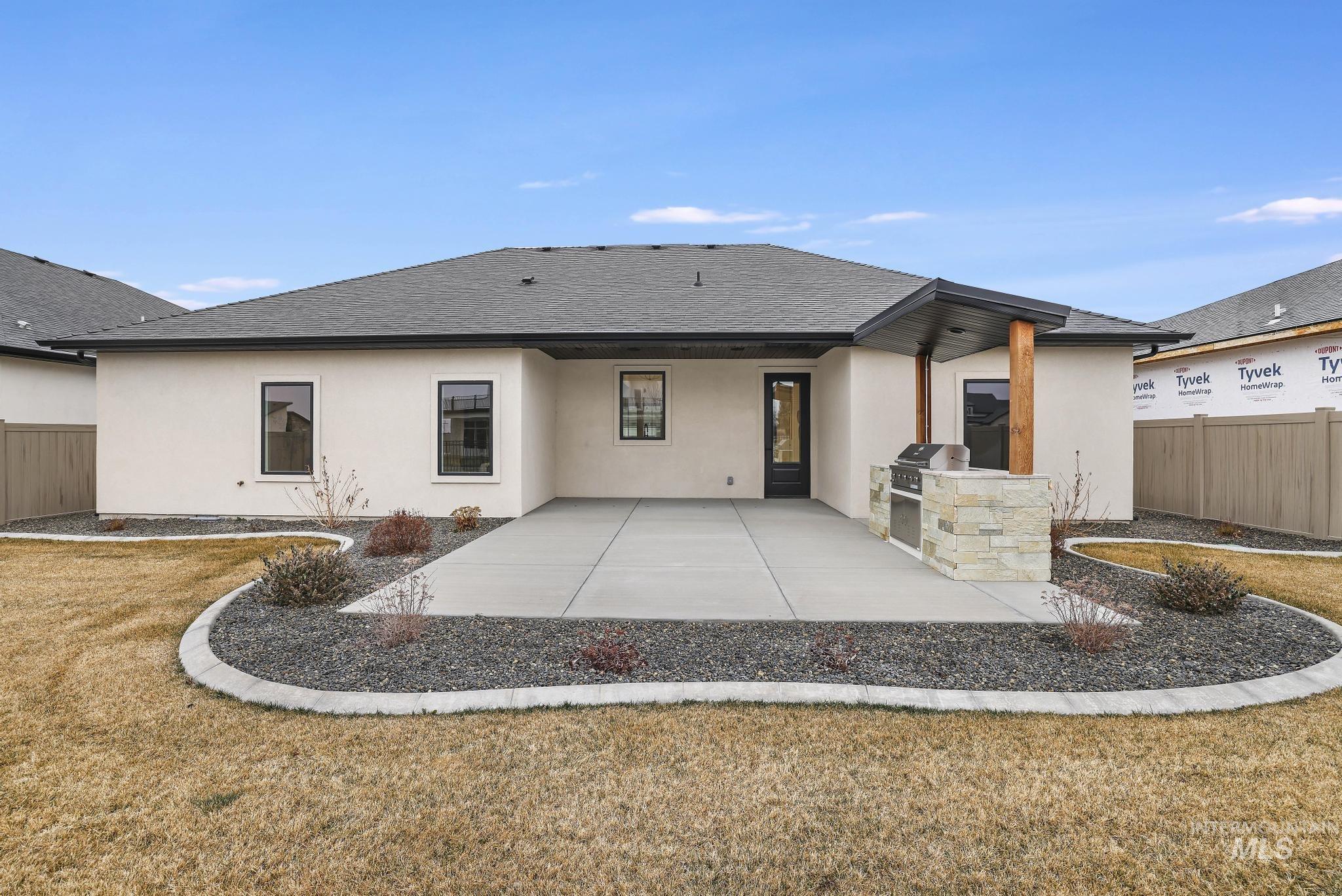 536 Canyon Falls Dr, Twin Falls, Idaho 83301, 4 Bedrooms, 2 Bathrooms, Residential For Sale, Price $673,900, 98972249