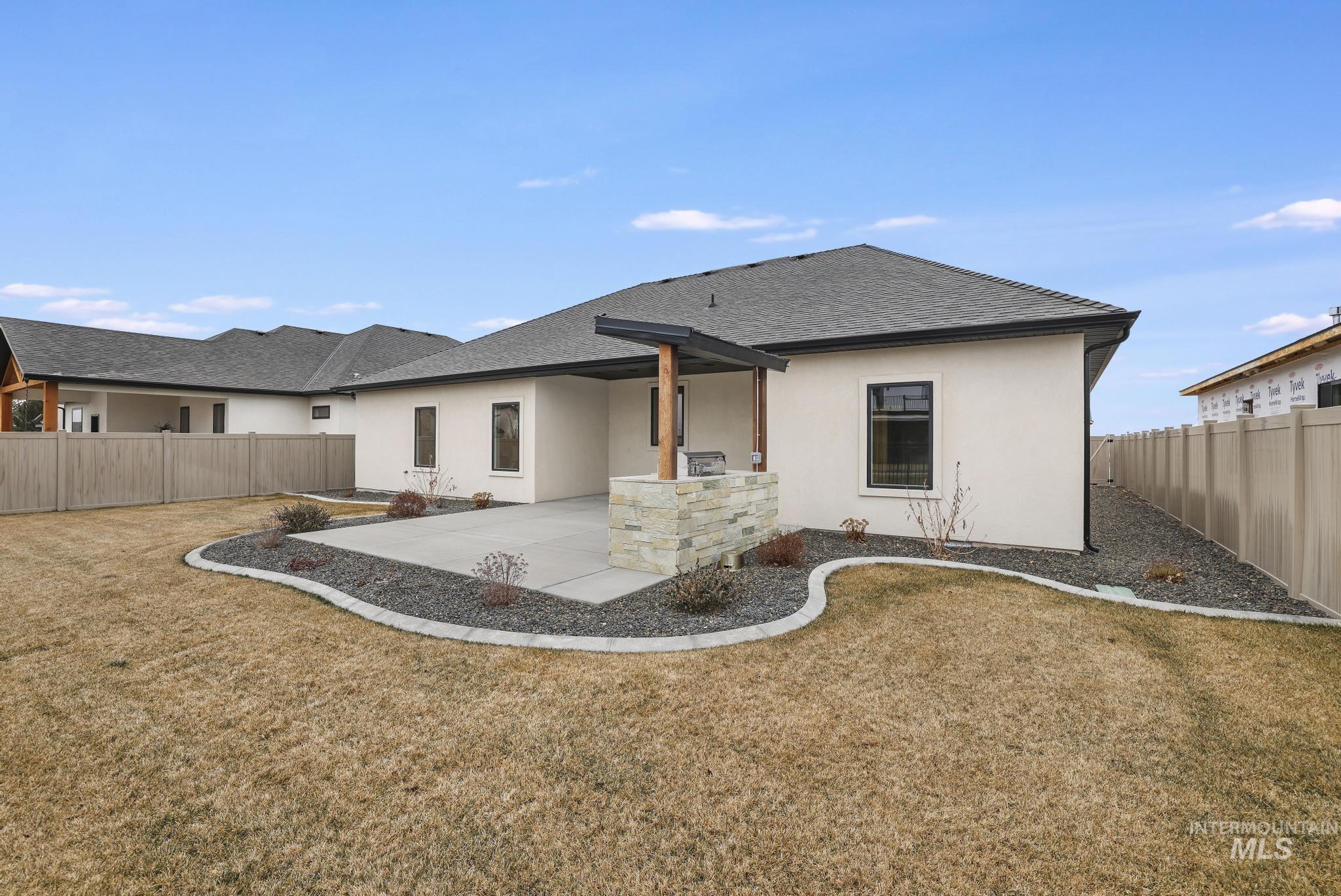 536 Canyon Falls Dr, Twin Falls, Idaho 83301, 4 Bedrooms, 2 Bathrooms, Residential For Sale, Price $673,900, 98972249