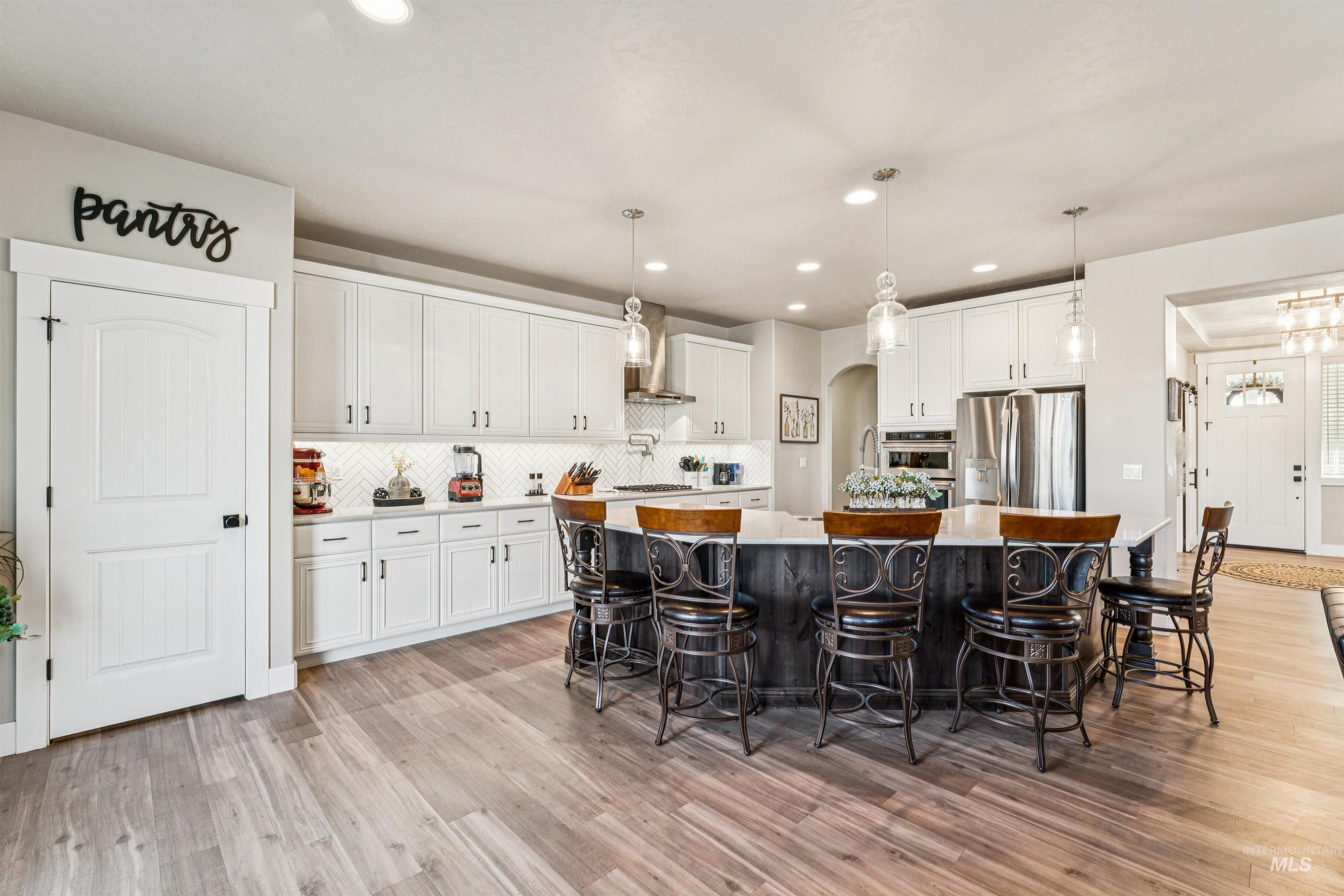 5522 W Avilla Drive, Meridian, Idaho 83646, 3 Bedrooms, 2.5 Bathrooms, Residential For Sale, Price $765,000,MLS 98972250