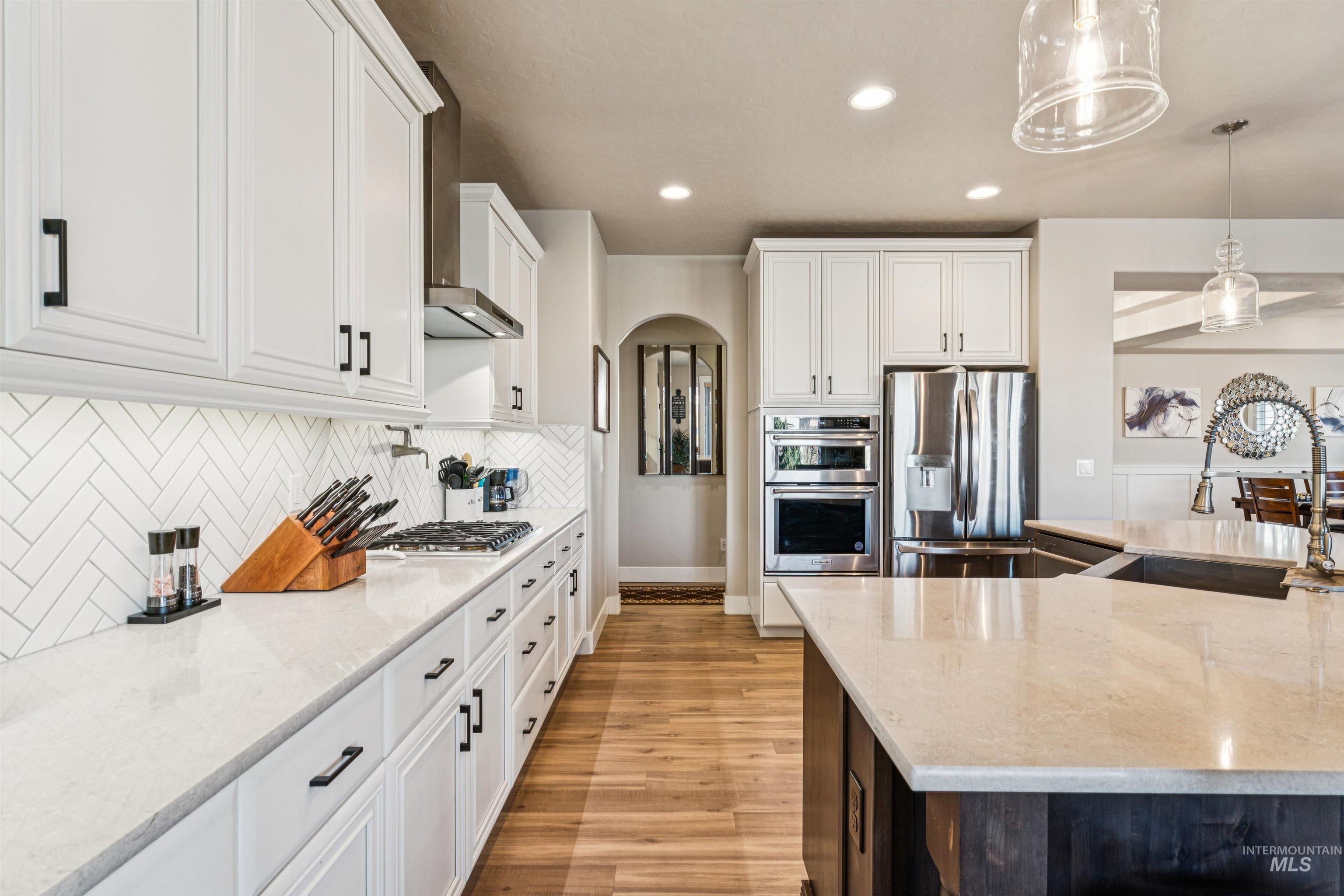 5522 W Avilla Drive, Meridian, Idaho 83646, 3 Bedrooms, 2.5 Bathrooms, Residential For Sale, Price $765,000,MLS 98972250