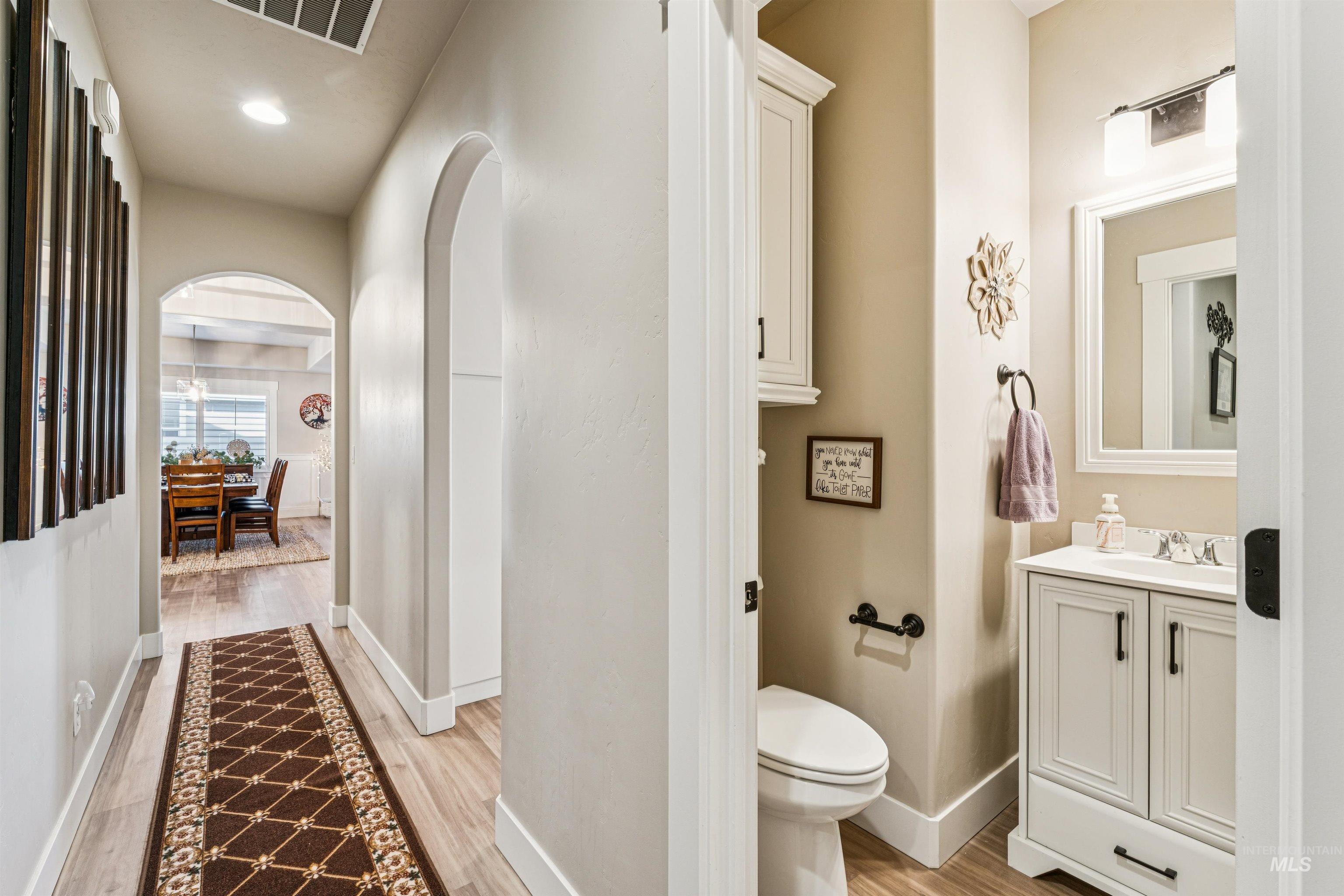 5522 W Avilla Drive, Meridian, Idaho 83646, 3 Bedrooms, 2.5 Bathrooms, Residential For Sale, Price $765,000,MLS 98972250