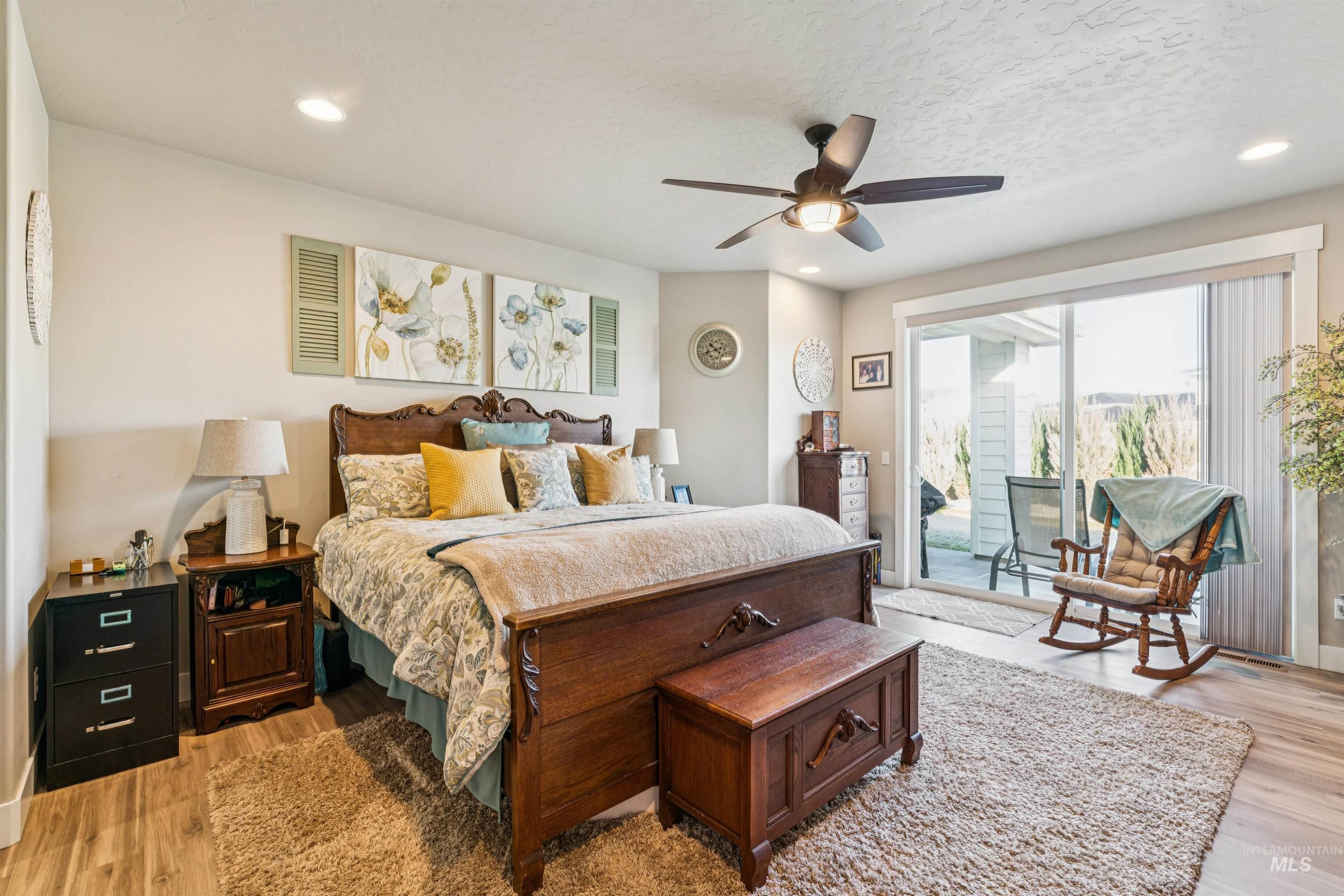 5522 W Avilla Drive, Meridian, Idaho 83646, 3 Bedrooms, 2.5 Bathrooms, Residential For Sale, Price $765,000,MLS 98972250