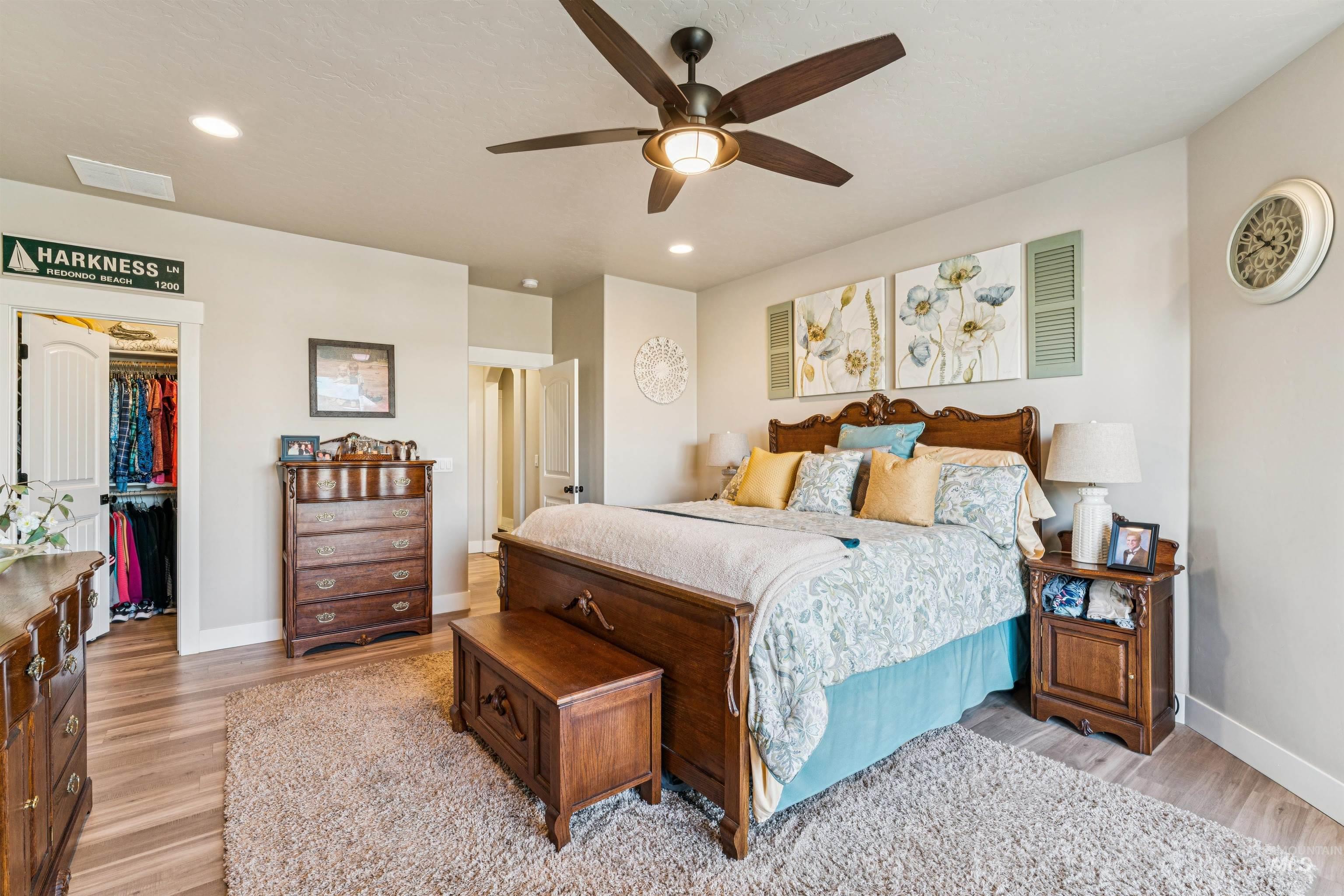 5522 W Avilla Drive, Meridian, Idaho 83646, 3 Bedrooms, 2.5 Bathrooms, Residential For Sale, Price $765,000,MLS 98972250