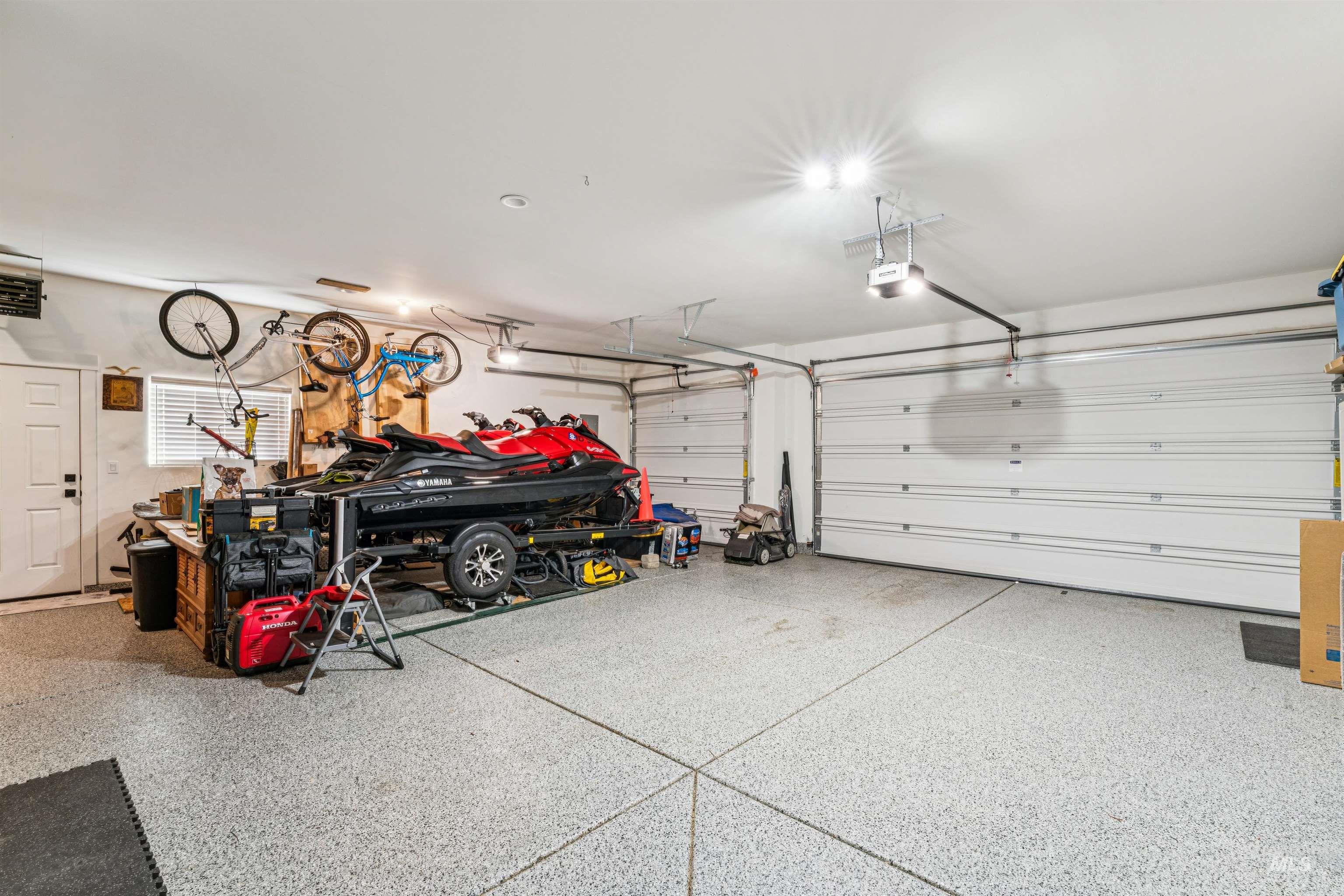 5522 W Avilla Drive, Meridian, Idaho 83646, 3 Bedrooms, 2.5 Bathrooms, Residential For Sale, Price $765,000,MLS 98972250