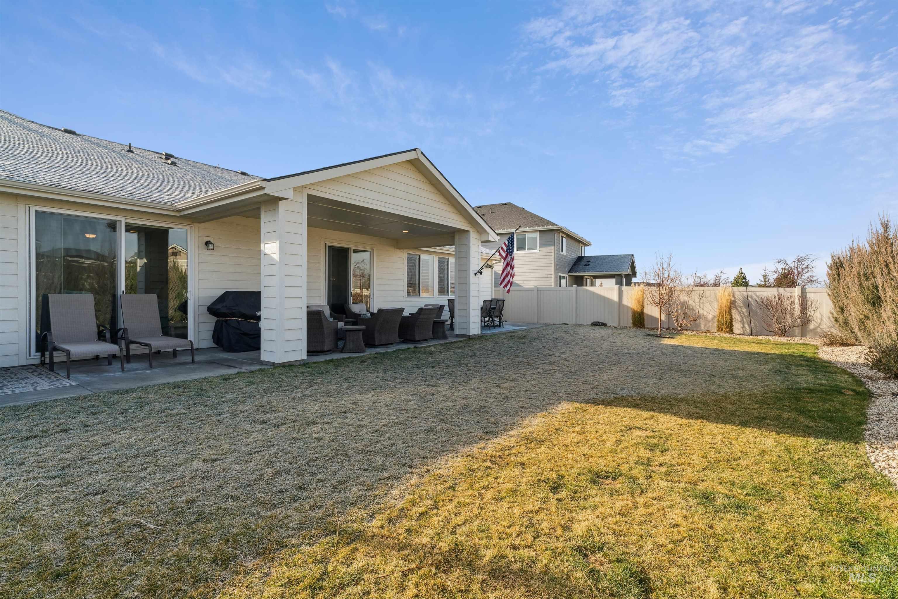 5522 W Avilla Drive, Meridian, Idaho 83646, 3 Bedrooms, 2.5 Bathrooms, Residential For Sale, Price $765,000,MLS 98972250