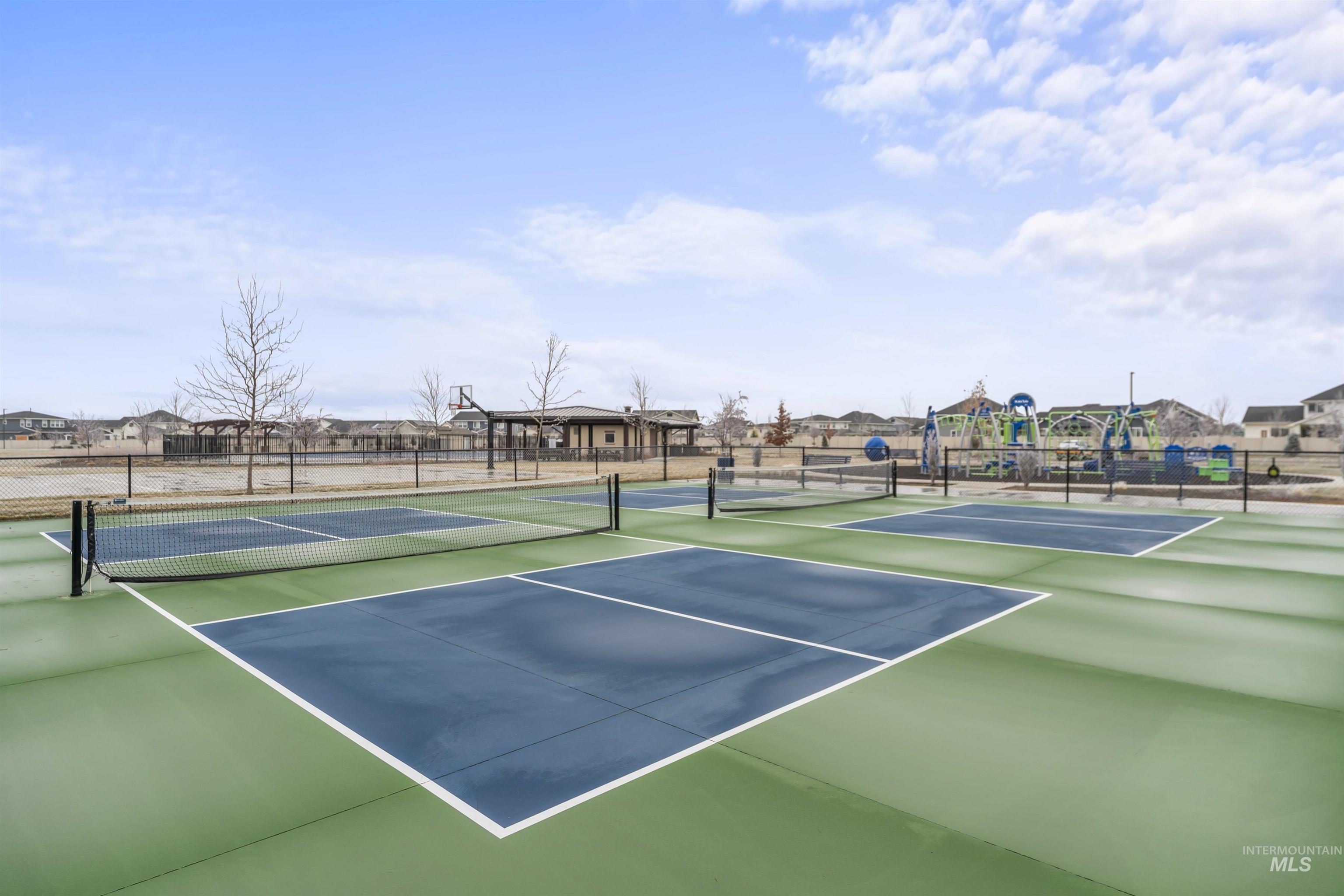 5522 W Avilla Drive, Meridian, Idaho 83646, 3 Bedrooms, 2.5 Bathrooms, Residential For Sale, Price $765,000,MLS 98972250