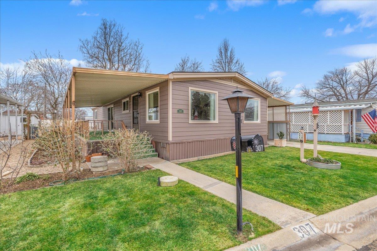 307 Driftwood Rd, Boise, Idaho 83713, 2 Bedrooms, 2 Bathrooms, Residential For Sale, Price $120,000,MLS 98972251