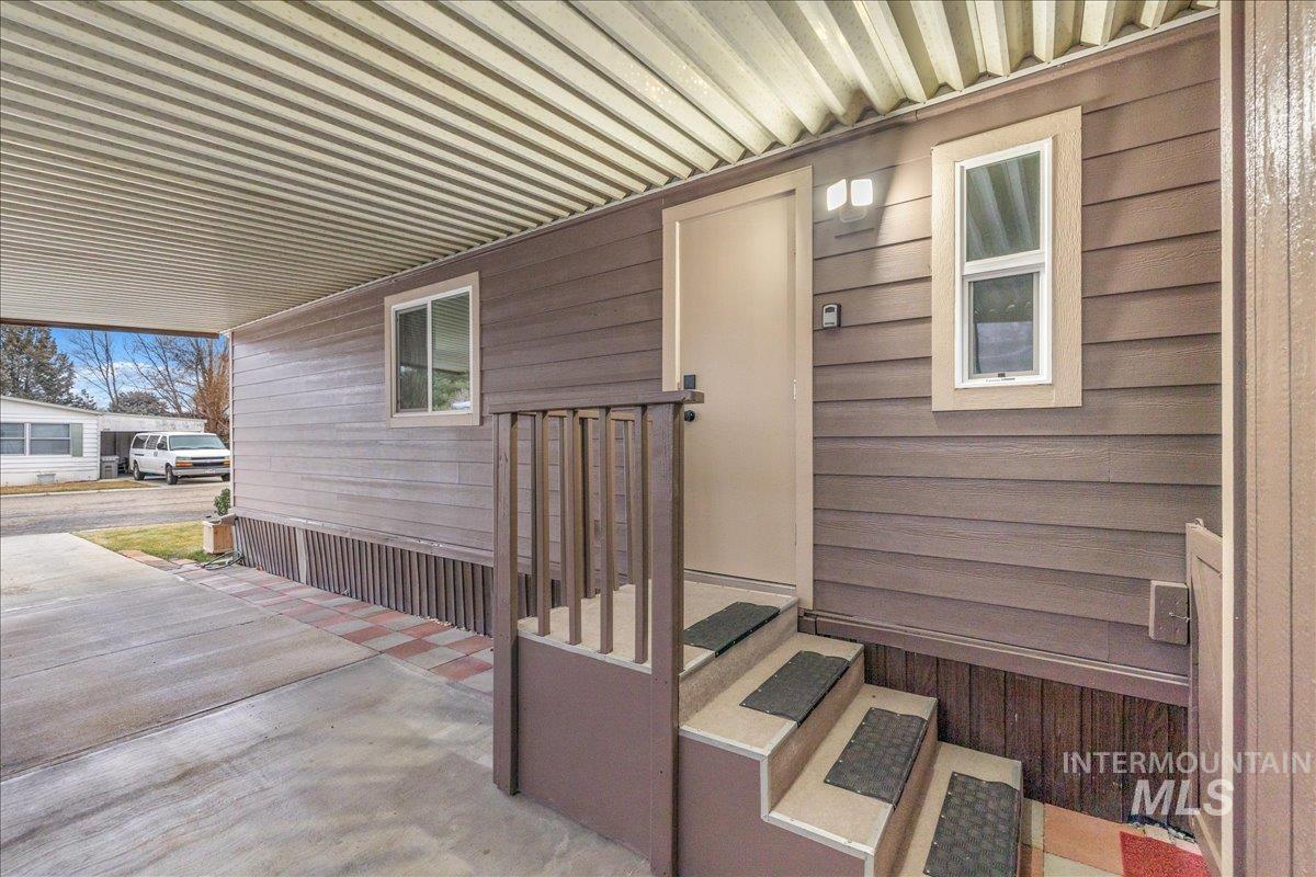 307 Driftwood Rd, Boise, Idaho 83713, 2 Bedrooms, 2 Bathrooms, Residential For Sale, Price $120,000,MLS 98972251