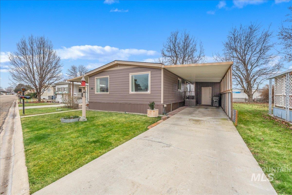 307 Driftwood Rd, Boise, Idaho 83713, 2 Bedrooms, 2 Bathrooms, Residential For Sale, Price $110,000, 98972251